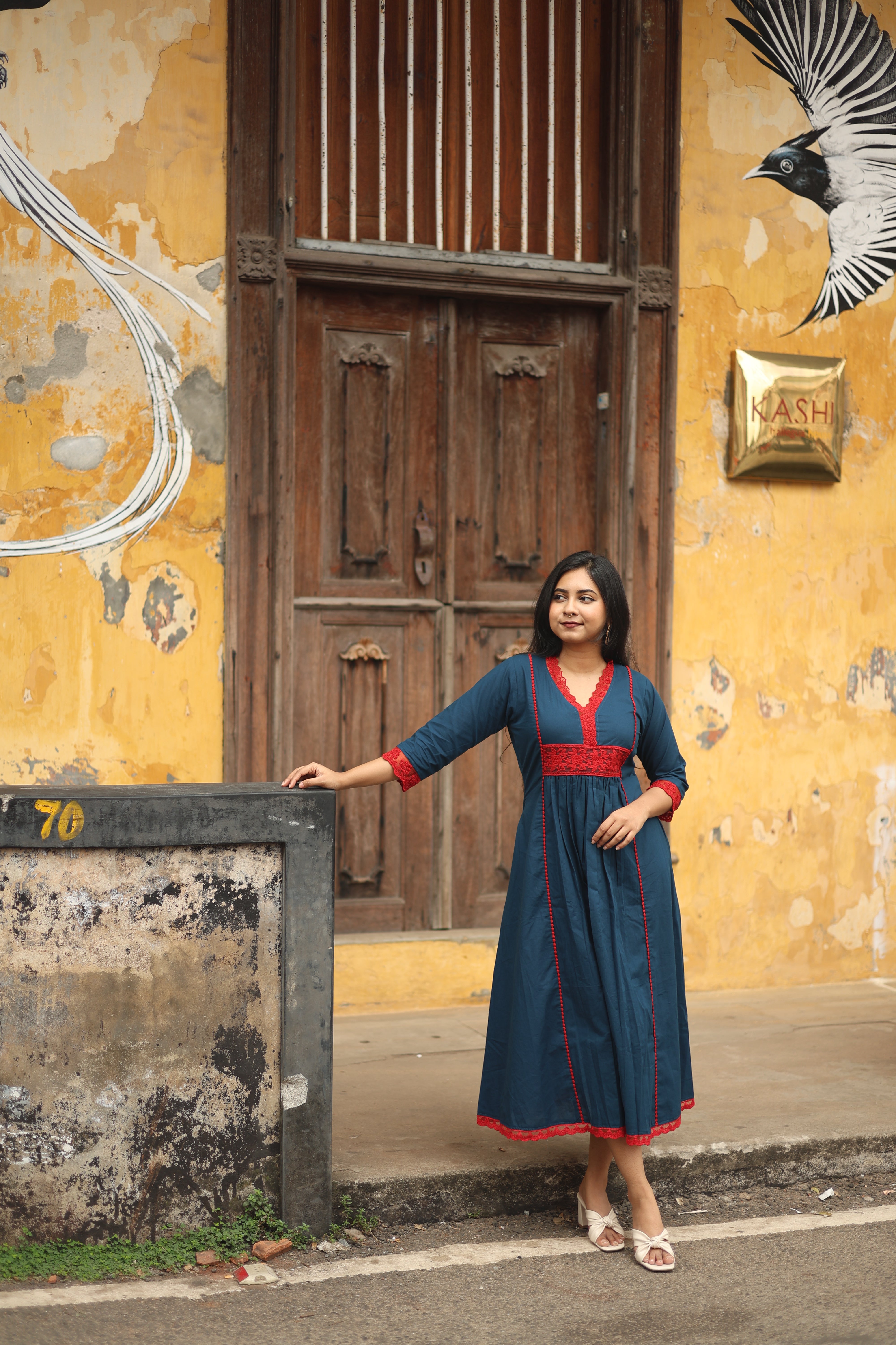 Pure Cotton Three-Panel Kurti w/ Contrast Lace & Pocket-Blue