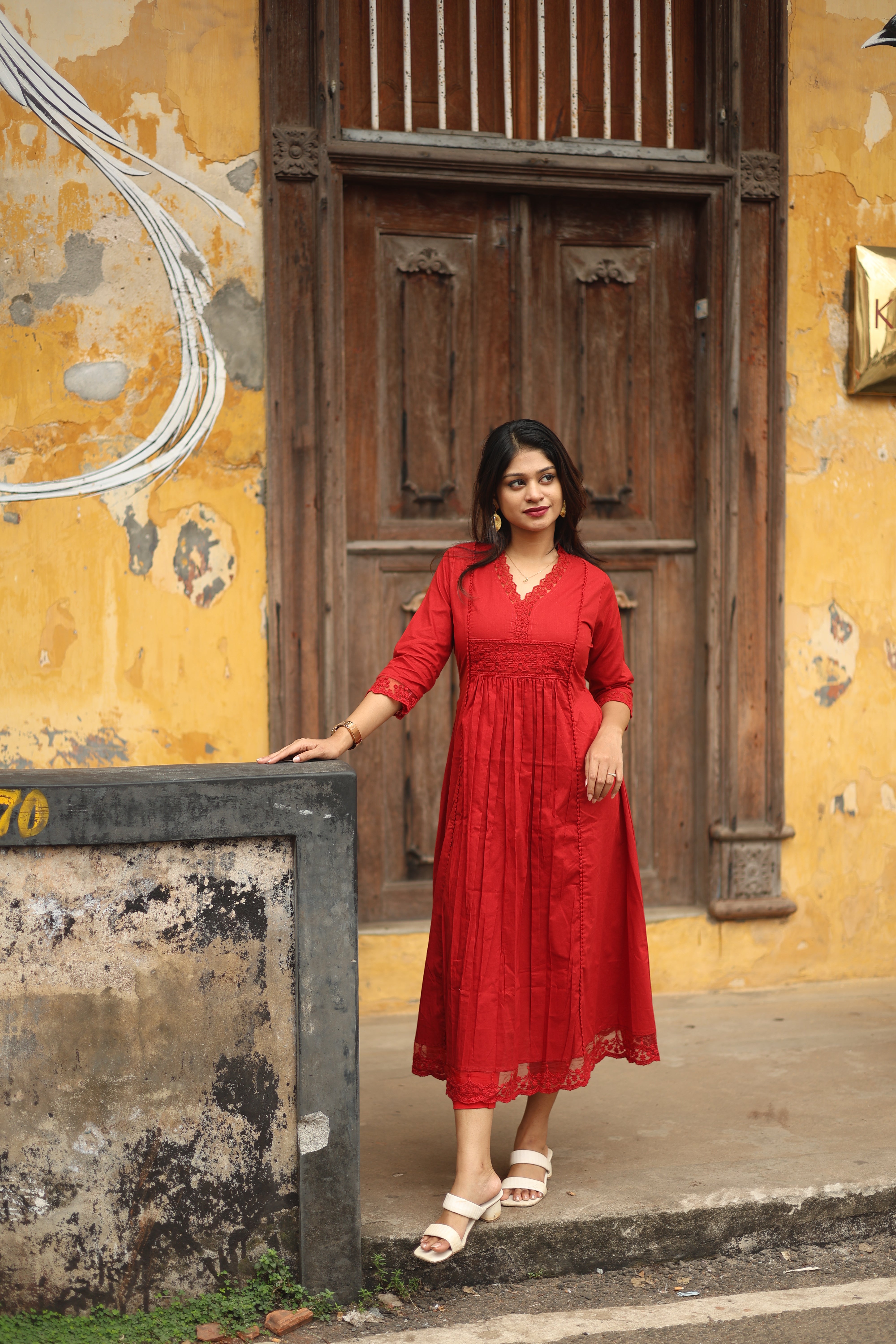 Cotton Three-Panel Kurti with Lace-Red.