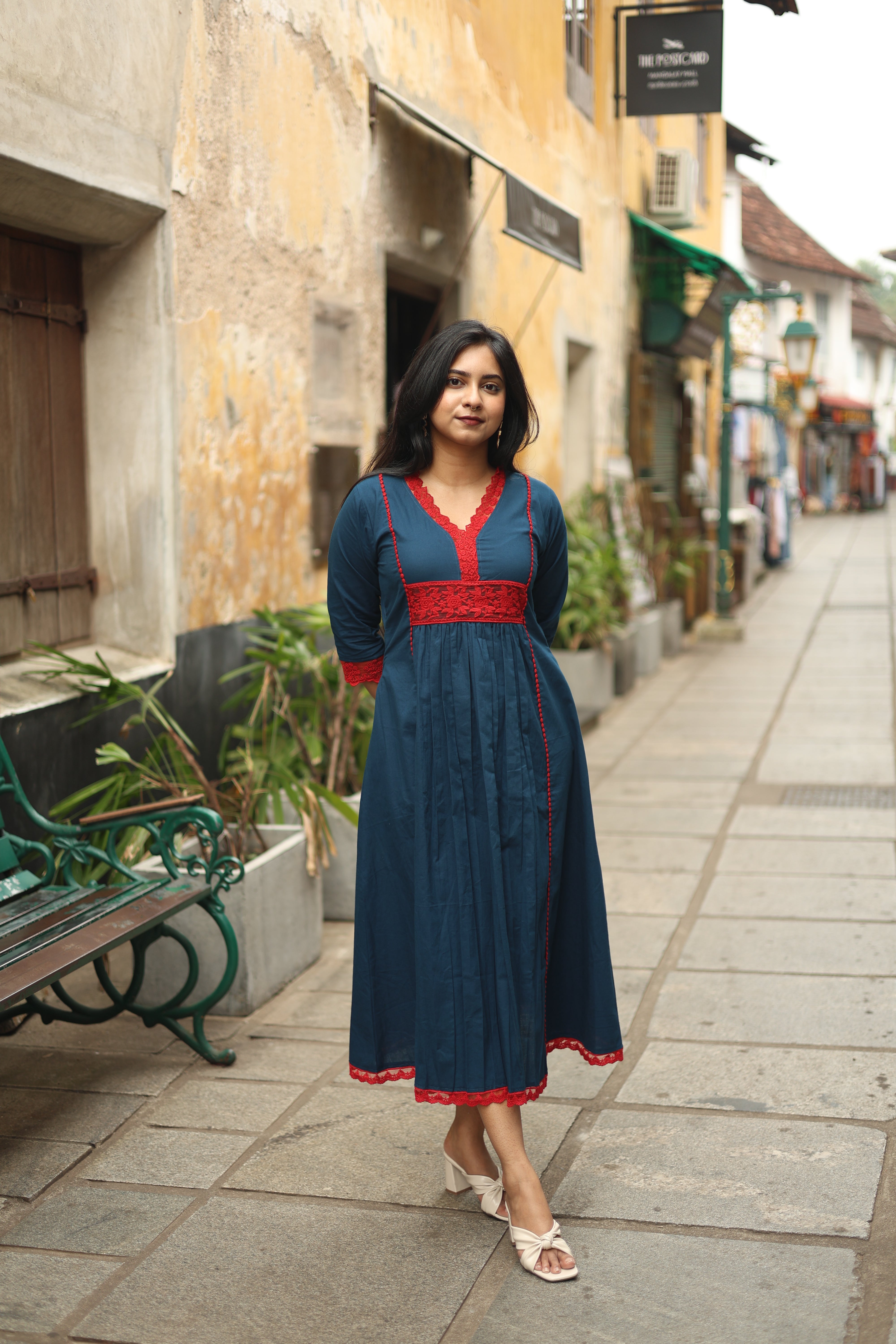 Pure Cotton Three-Panel Kurti w/ Contrast Lace & Pocket-Blue
