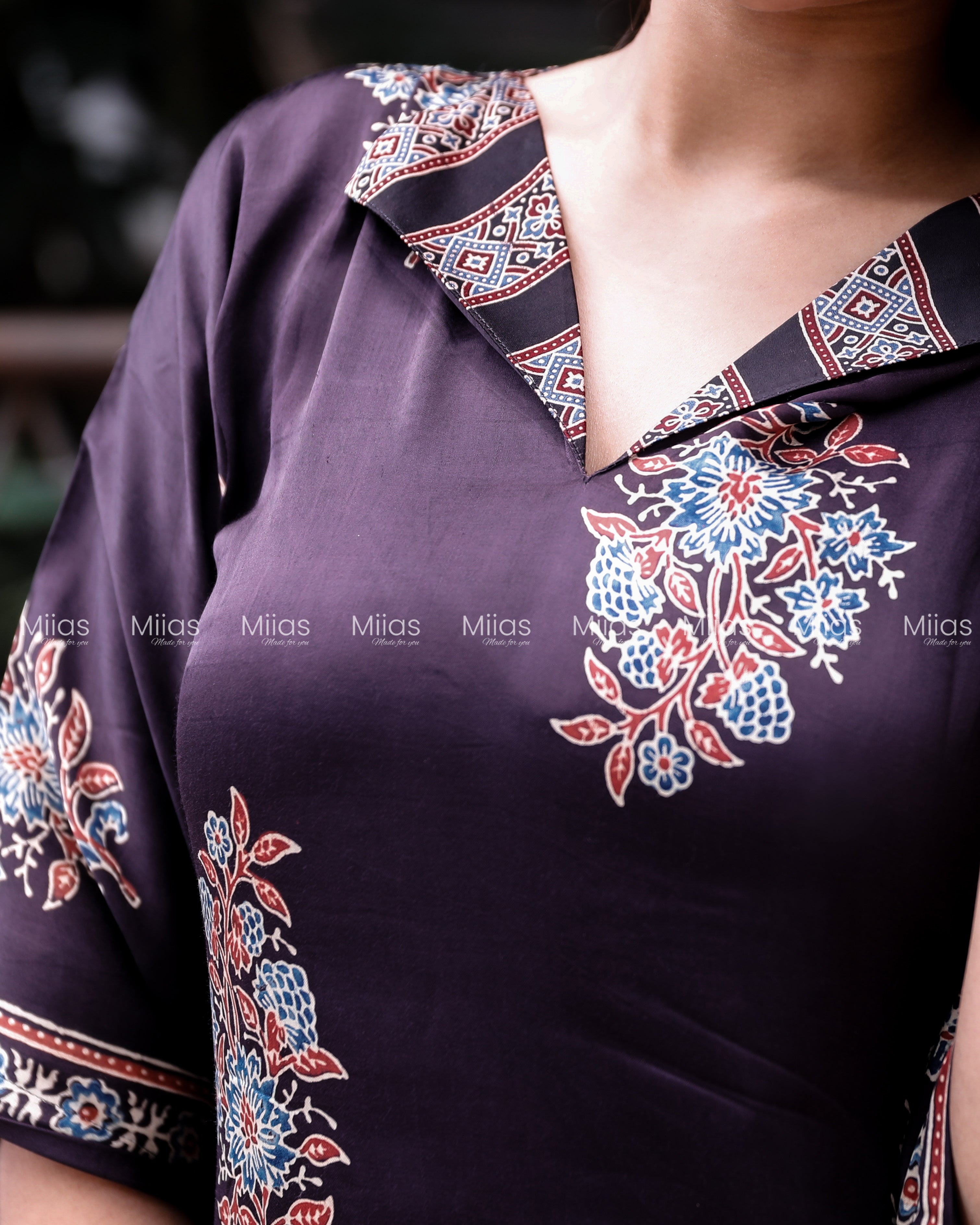Pure Modal Silk Kaftan | Folding Collar | Black