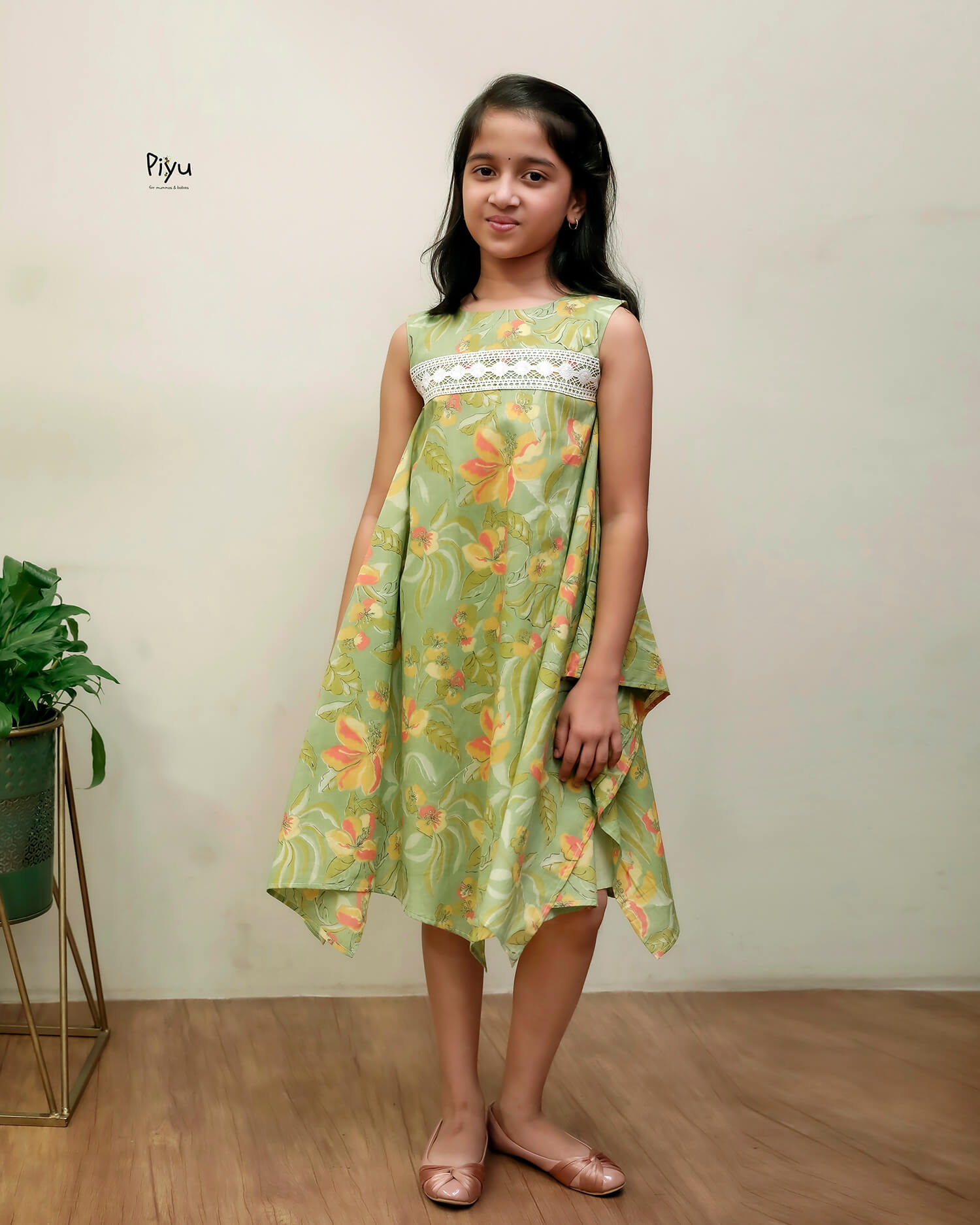 Cotton Frock: Lace Trim & Modern Zigzag Cut