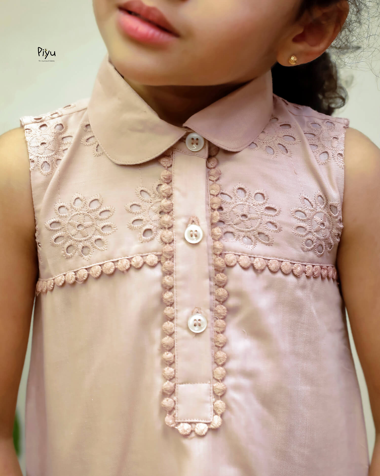 Cotton Frock for Girls: Soft, Breathable and with Lining.