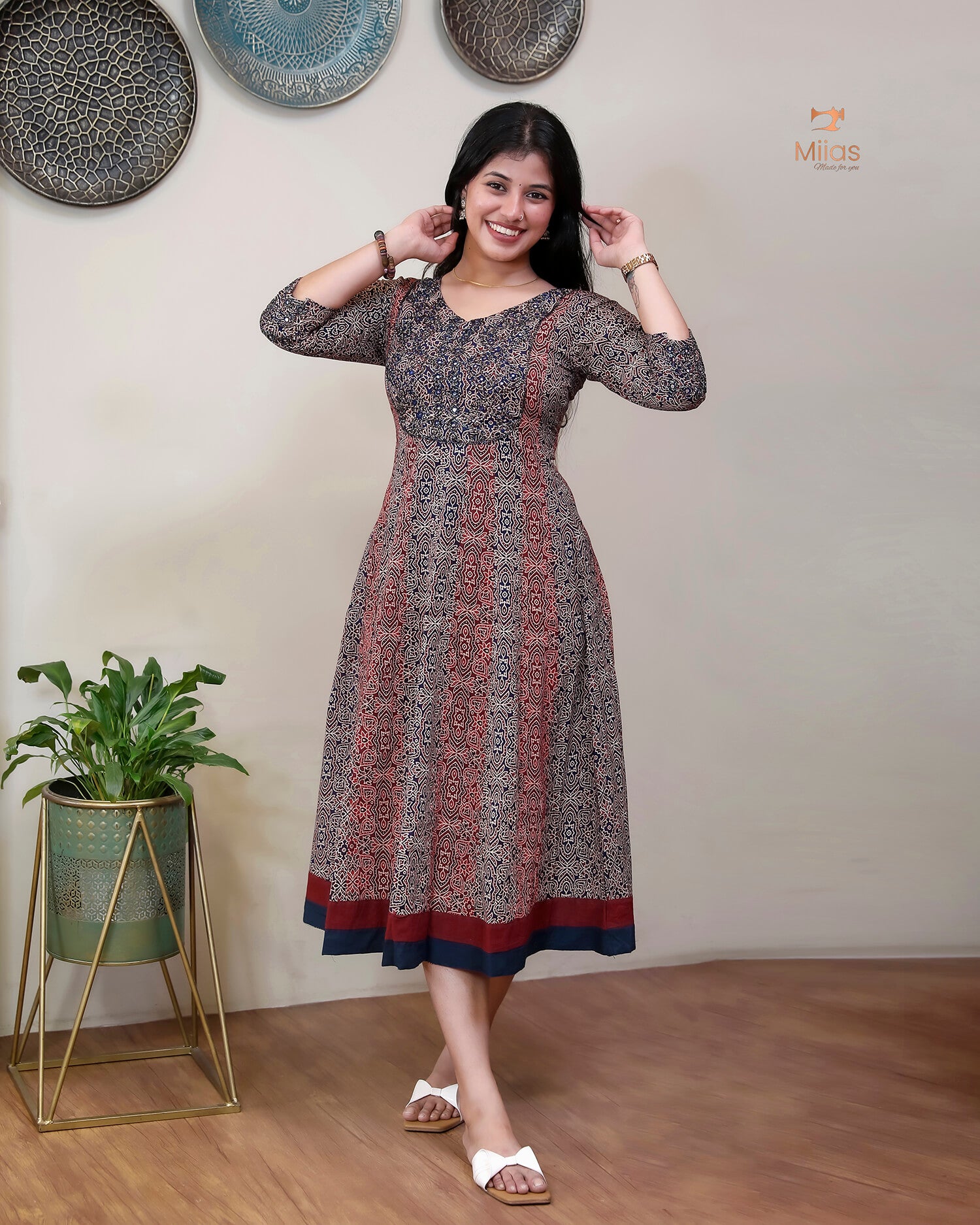 Ajrakh printed cotton panel-cut kurti