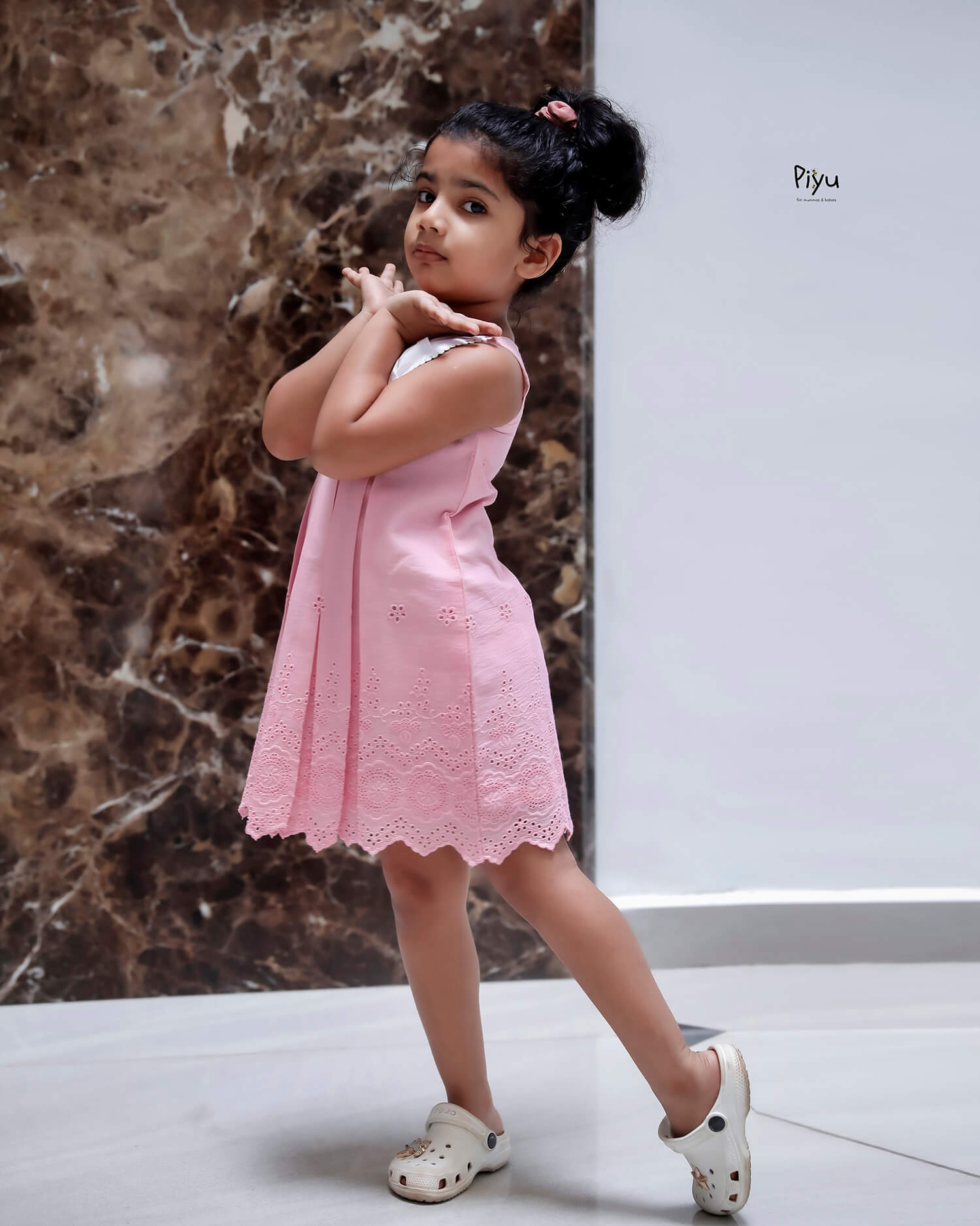 Cotton Kids' Dress w/ Structured Pleats & Butterfly Collar-Pink.