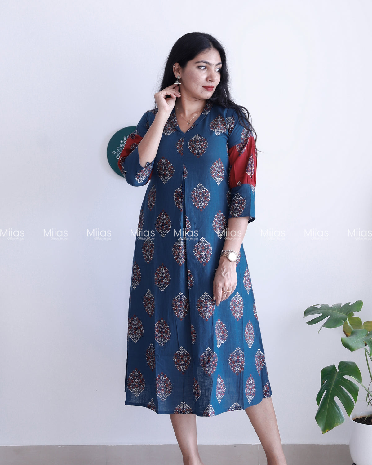 South Cotton Dress Kurti | Folding V-Neck + Red Sleeve Panel | Blue