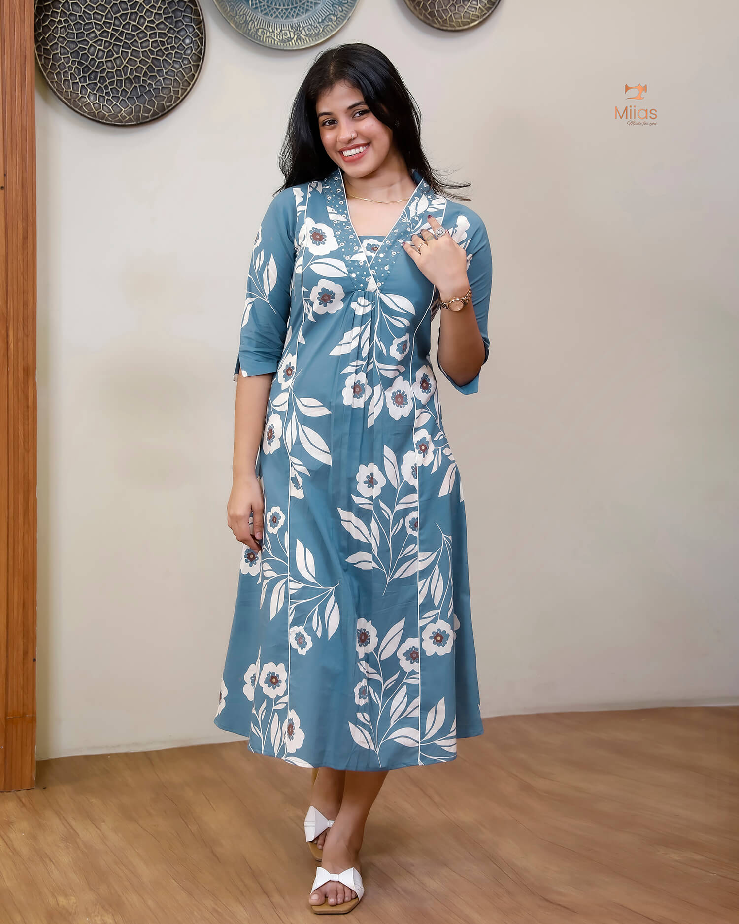 South Cotton Kurti with Mirrors, Sequins & Pocket-Blue