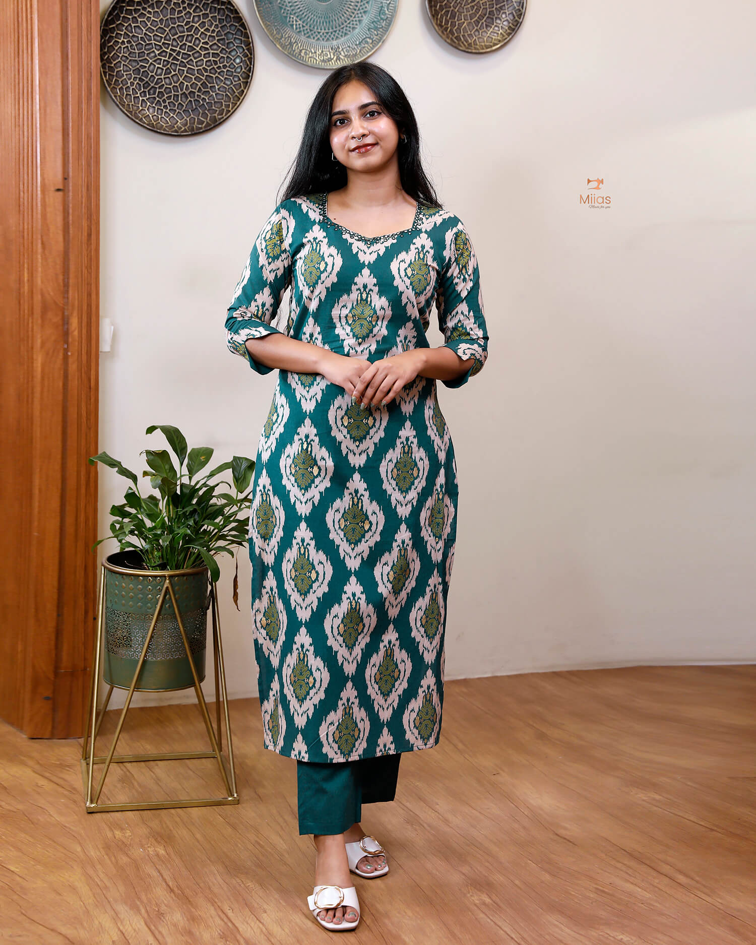 Mirror & Foil-Touch Cotton Co-ord Set – Stylish & Comfortable-Green