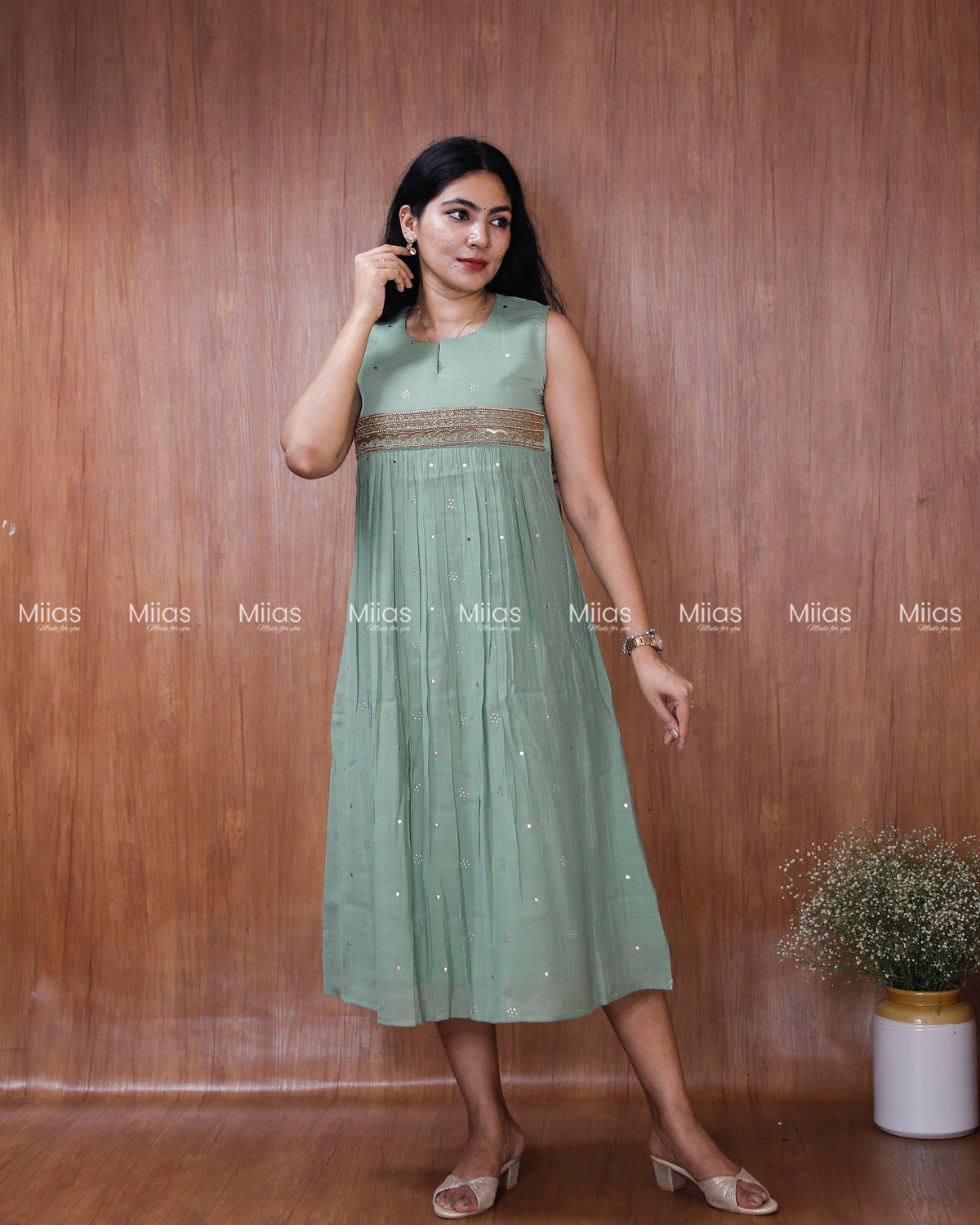 Crushed Dhara Silk Kurti | Mukaish + Beaded Sequin Yoke | Pastel Green
