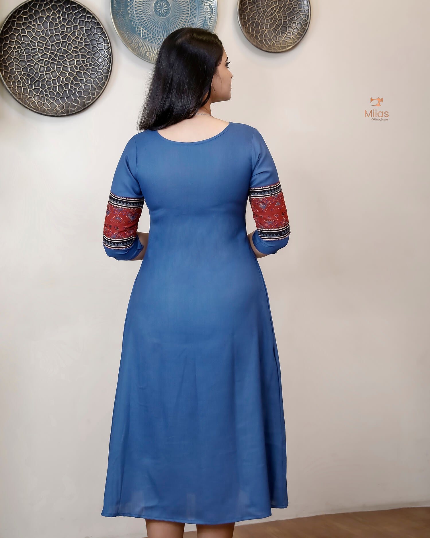 Pure Cotton Kurti: Ajrakh Patches, Pintucks & Pocket-Blue