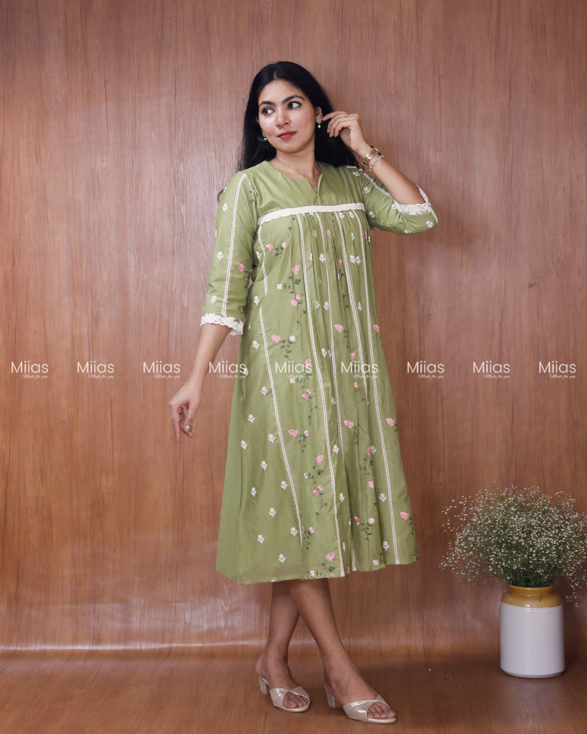 Mul Chanderi Dress Kurti | Embroidered Front + Lace + Lined | Pastel Green