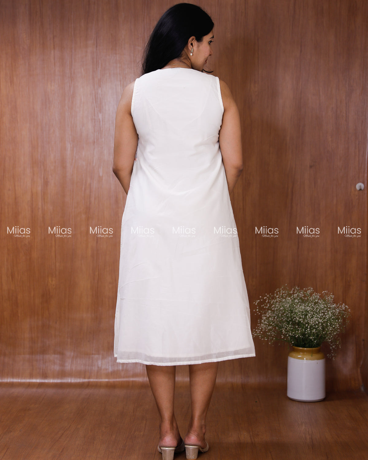 Mul Chanderi Dress Kurti | Embroidered Front + Sleeveless + Lined | White