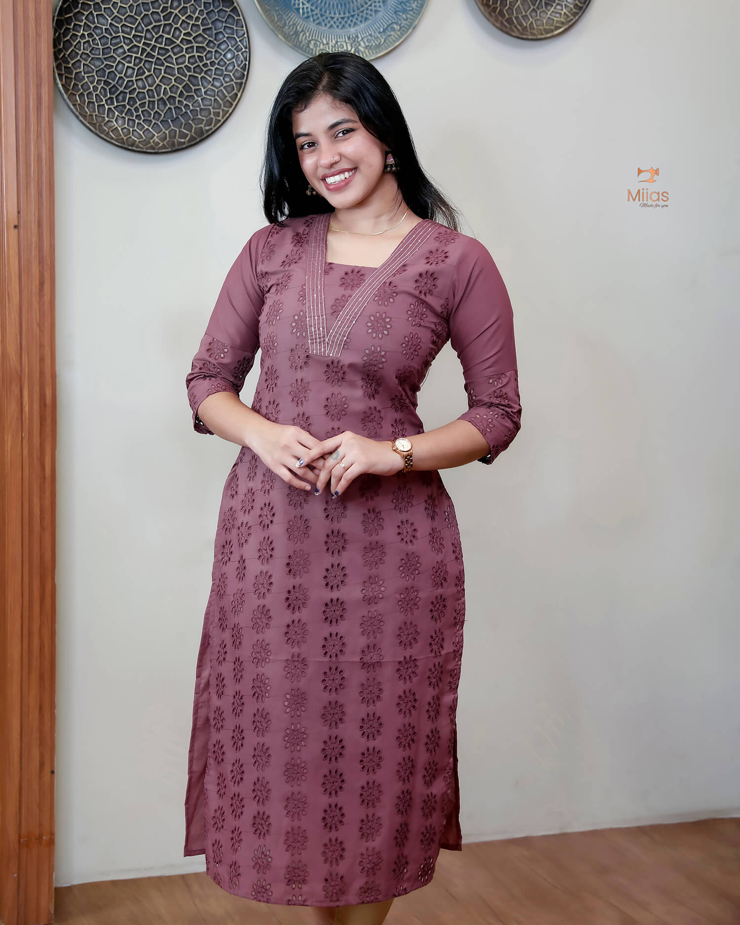 Cotton Hakoba Kurti with V-Neck Zari & Sequins Handwork-Maroon Pink