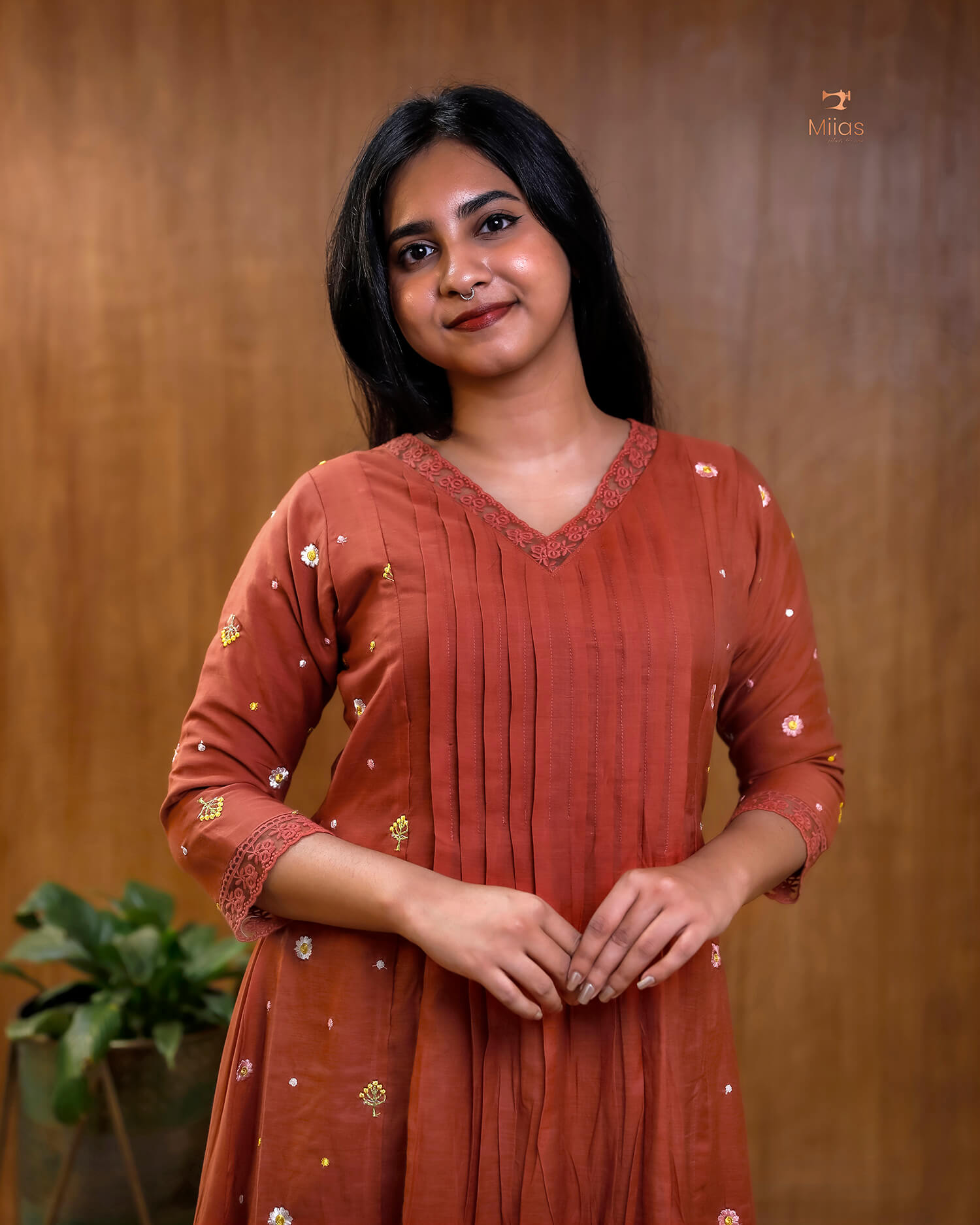 Mul Chanderi Kurti Set – Embroidered 3 Panel Dress with Lace & Pintuck