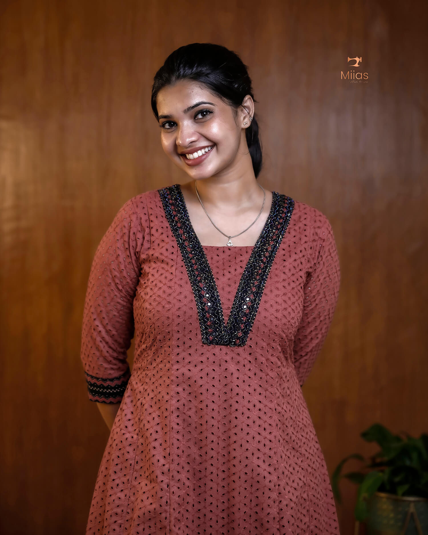 Soft Hakoba Kurti with Ajrakh Print & Mirror Work – Stylish & Comfy