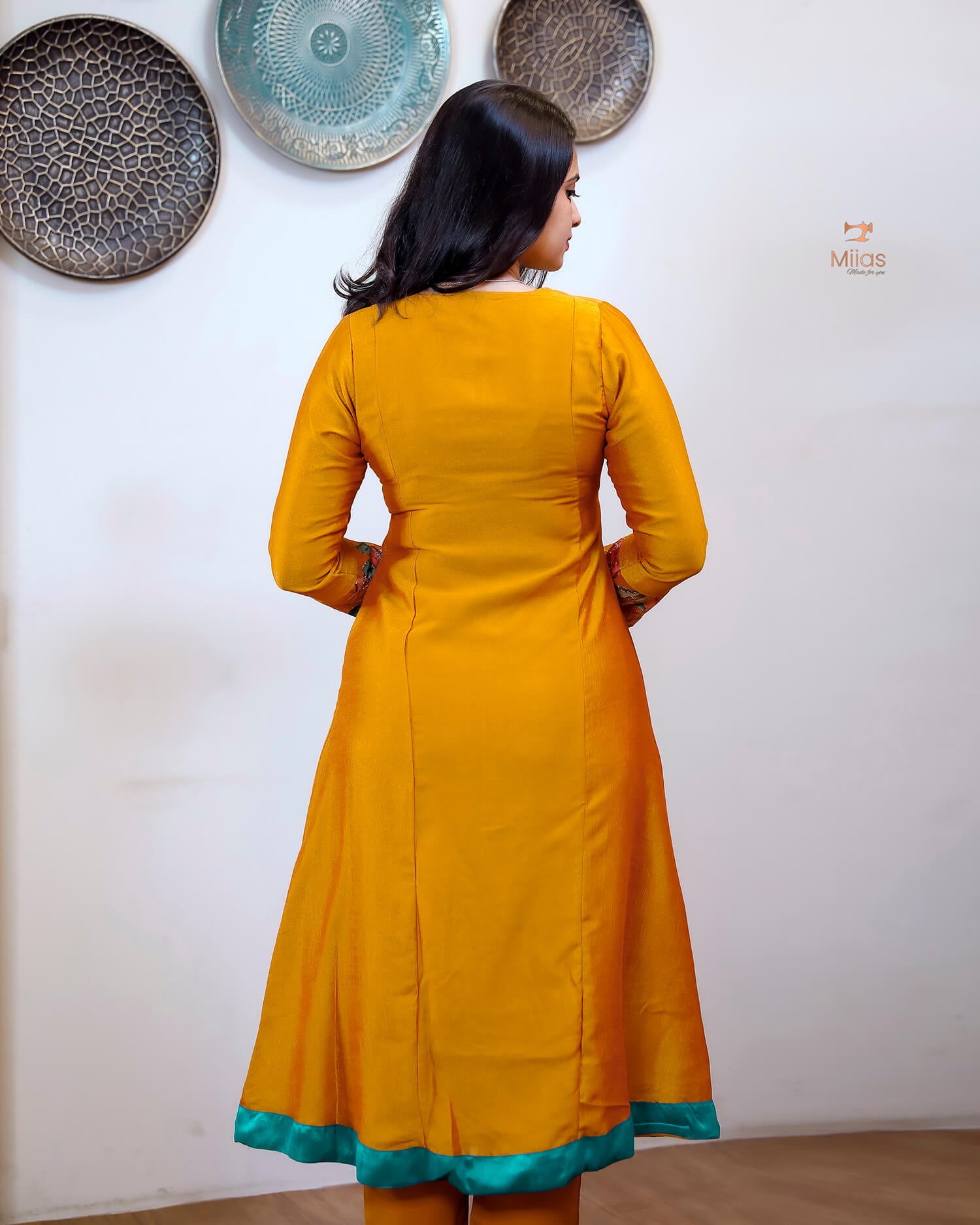 Vichitra Silk Three Piece Set: Embroidered Sleeves & Dupatta-Mustard yellow