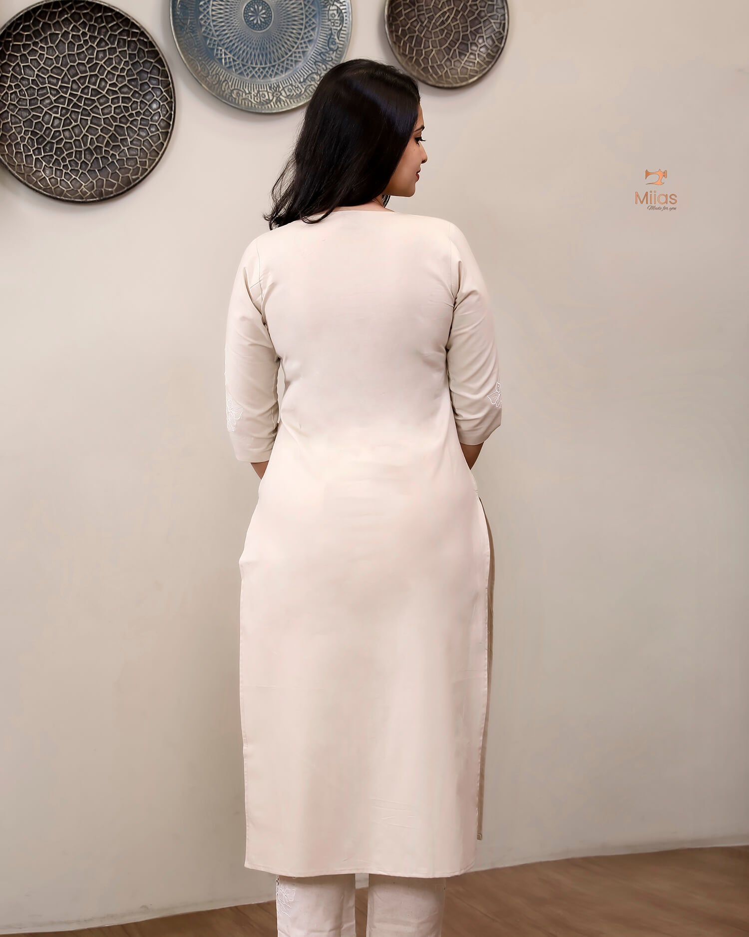 Cotton Co-ord Set: Thread Cut Work Top & Side Pocket Pants-Cream