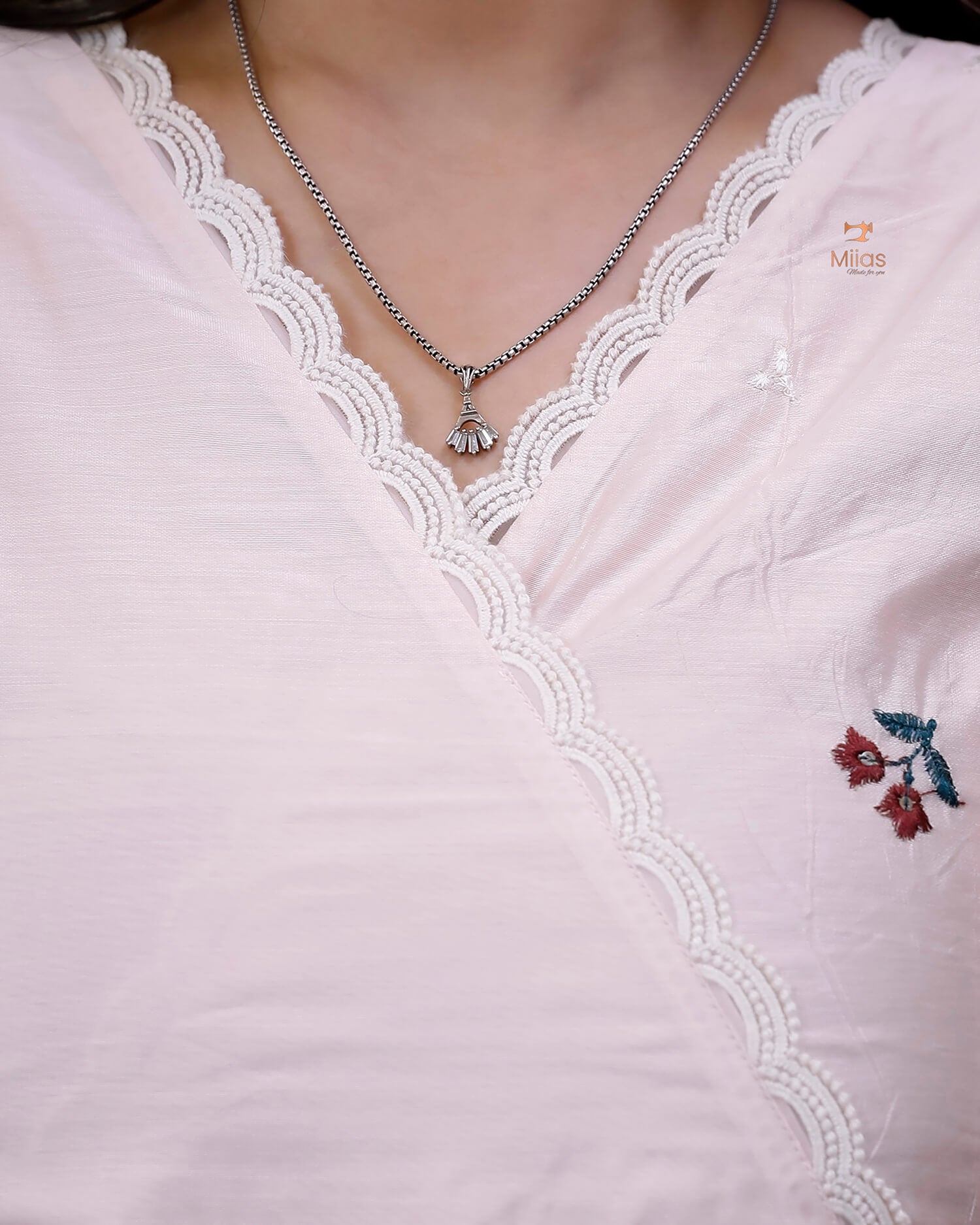 Chanderi Silk Kurti: Women's Embroidered Pastel V-Neck Lace-Pastel Peach.