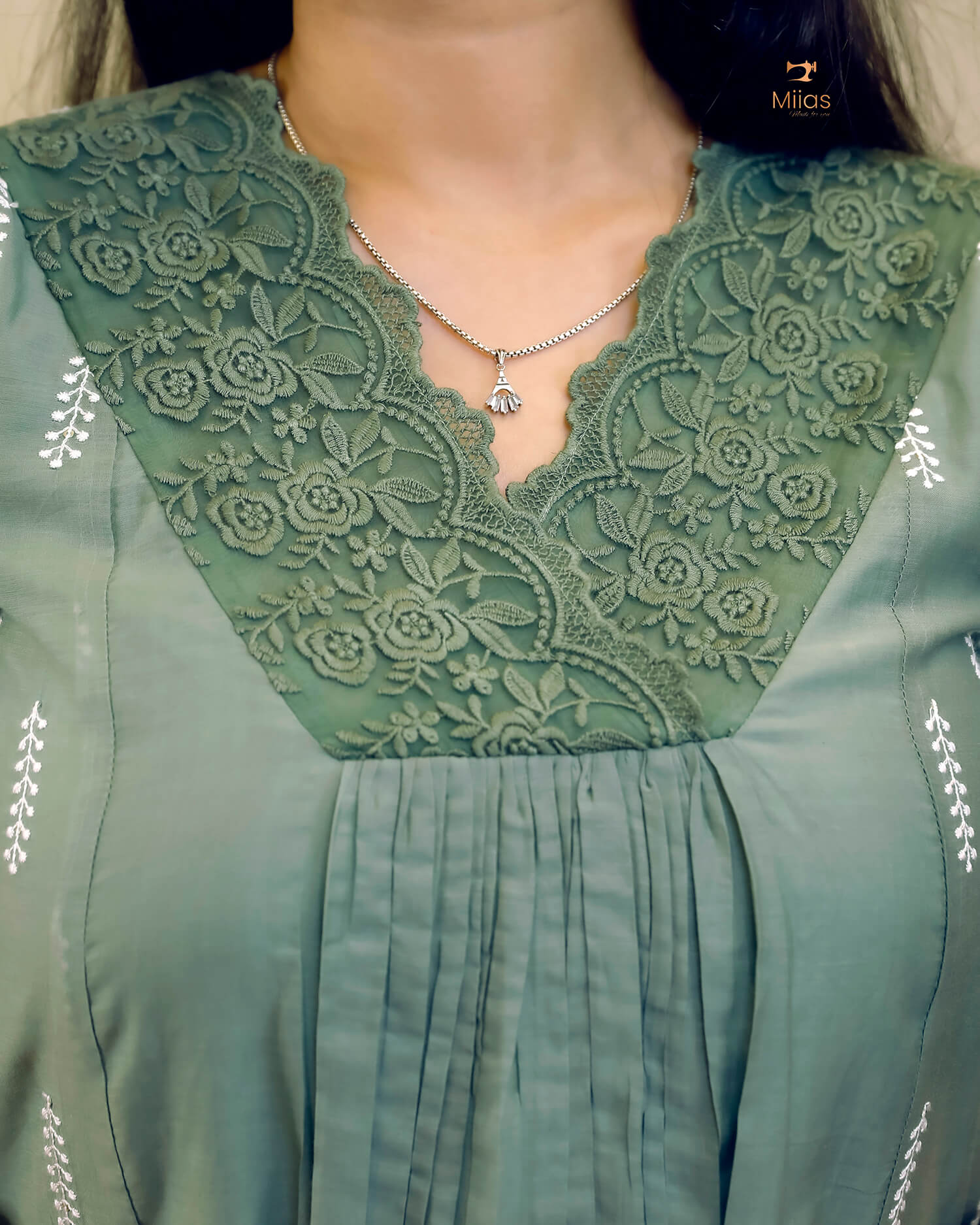 Mulchanderi Dress Kurti with Embroidered Panels
