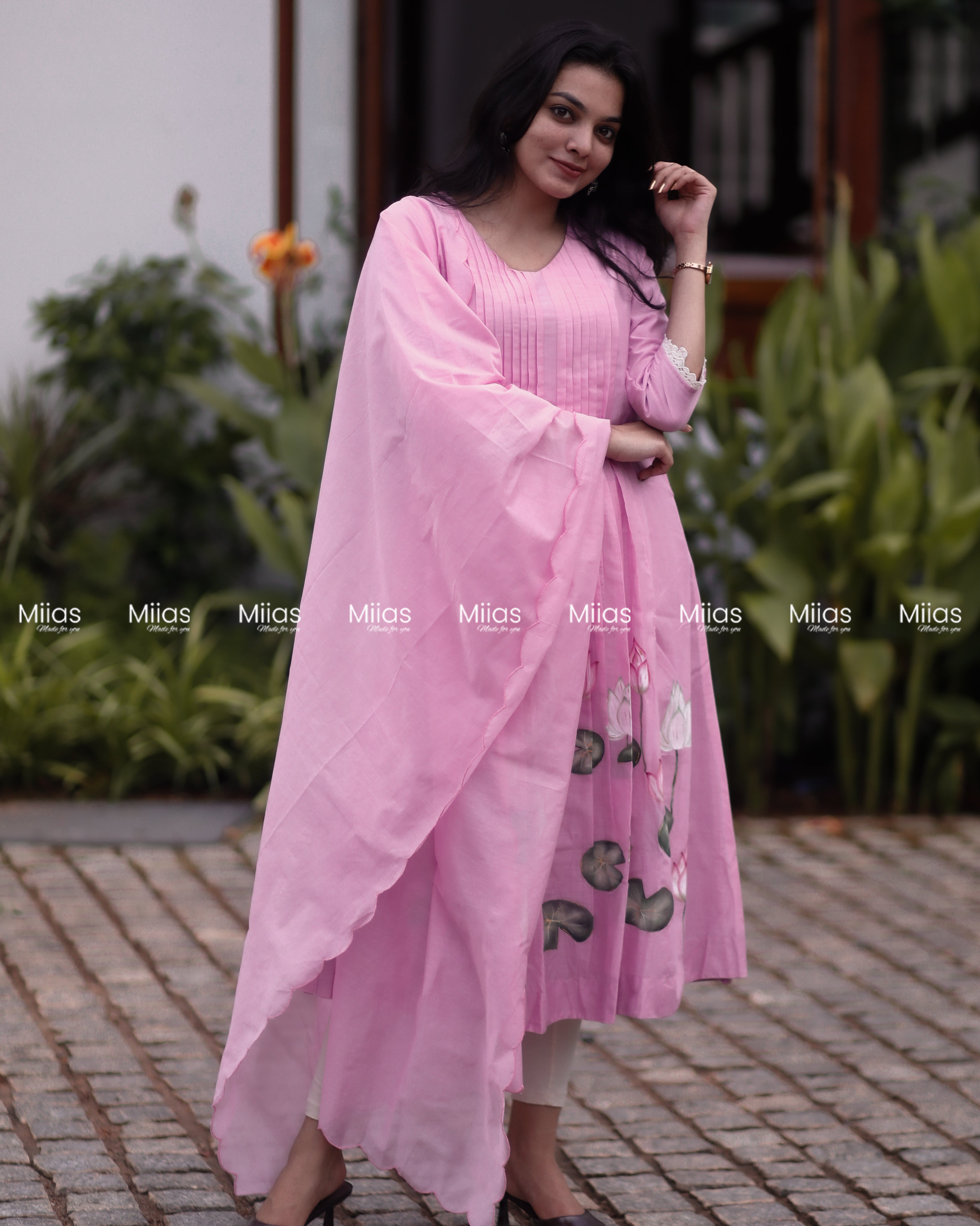 Mul Chanderi A-Line Kurti | Hand-Painted Lotus + Dupatta | Pink