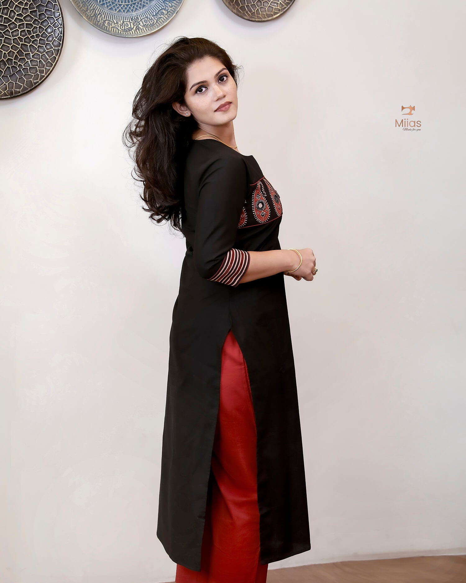 Jam Cotton Kurti | Sparkling Beaded Neckline & Slit