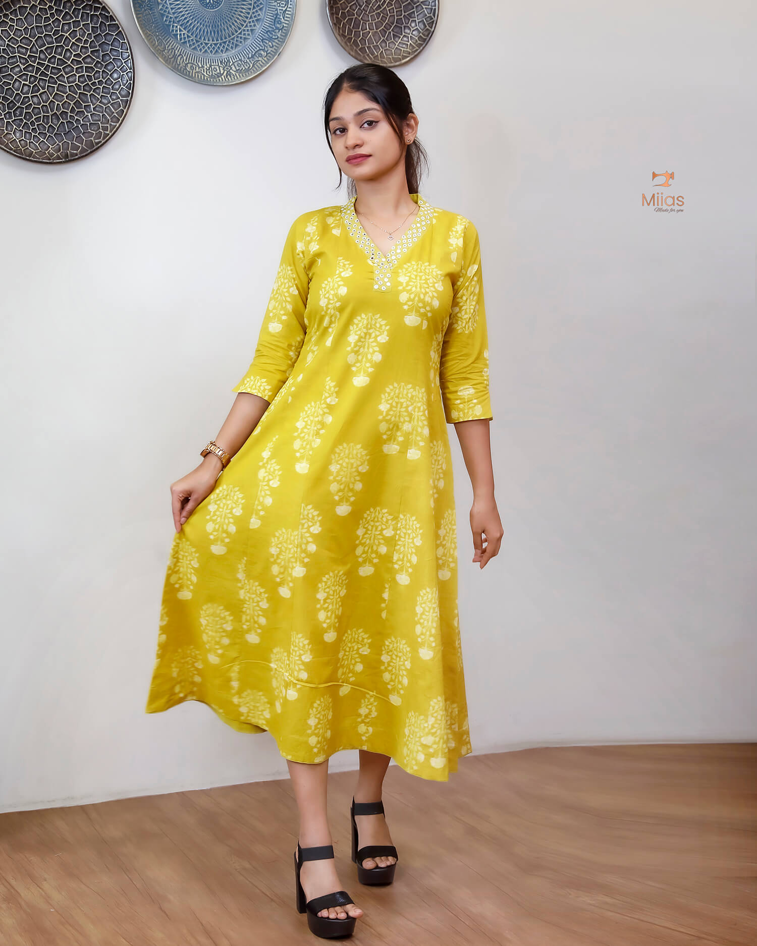 South Cotton Five-Panel Kurti with Mirror Work & Collar-Yellow.