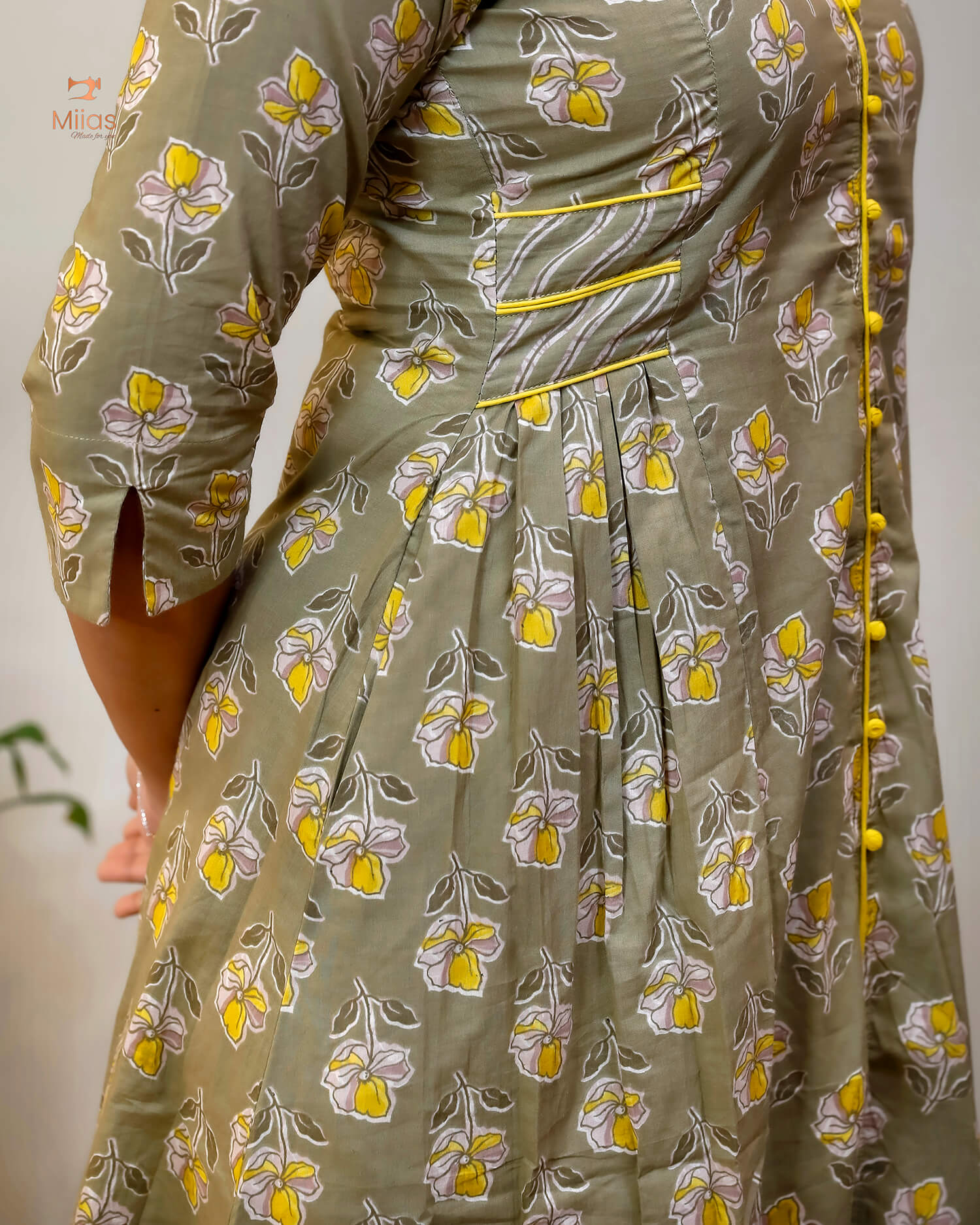 Cotton Co-ord Set: Effortless Style & Comfort-Moss Green