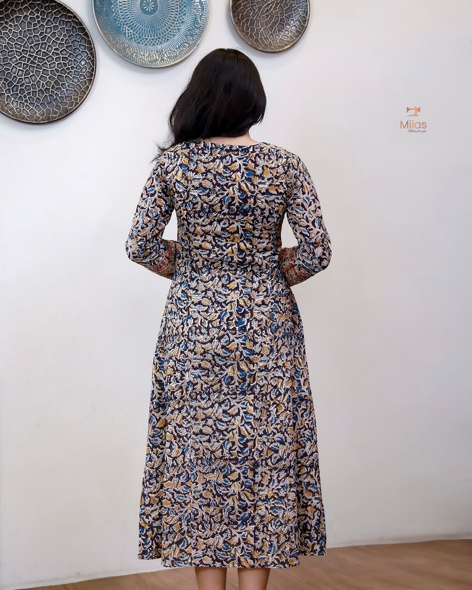 Hand Block Printed Kalamkari Kurti Embroidered Mirror work-Black.