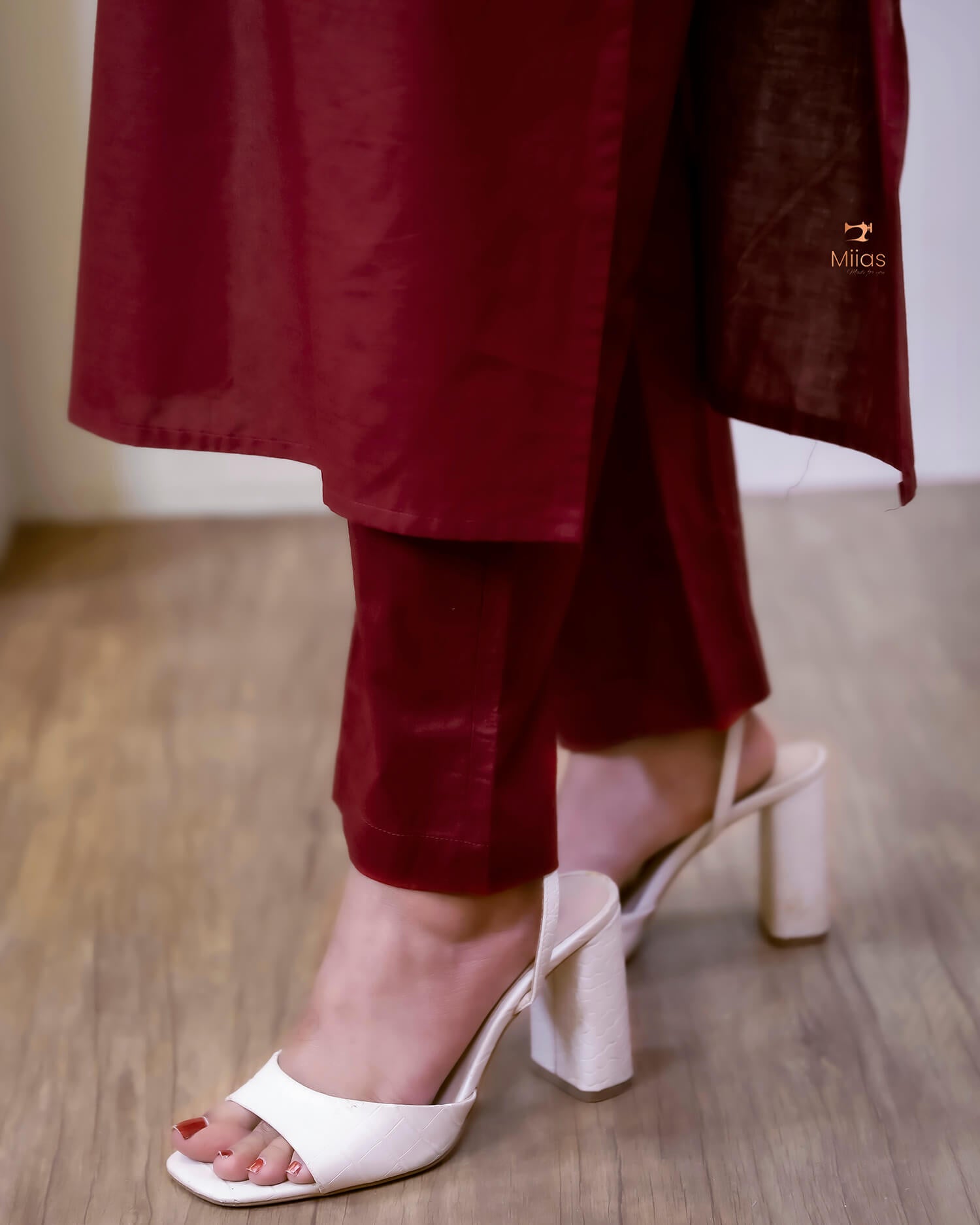 Lawn Cotton 3-Pc: Ajrakh Print Yoke & Dupatta Set-Reddish Maroon