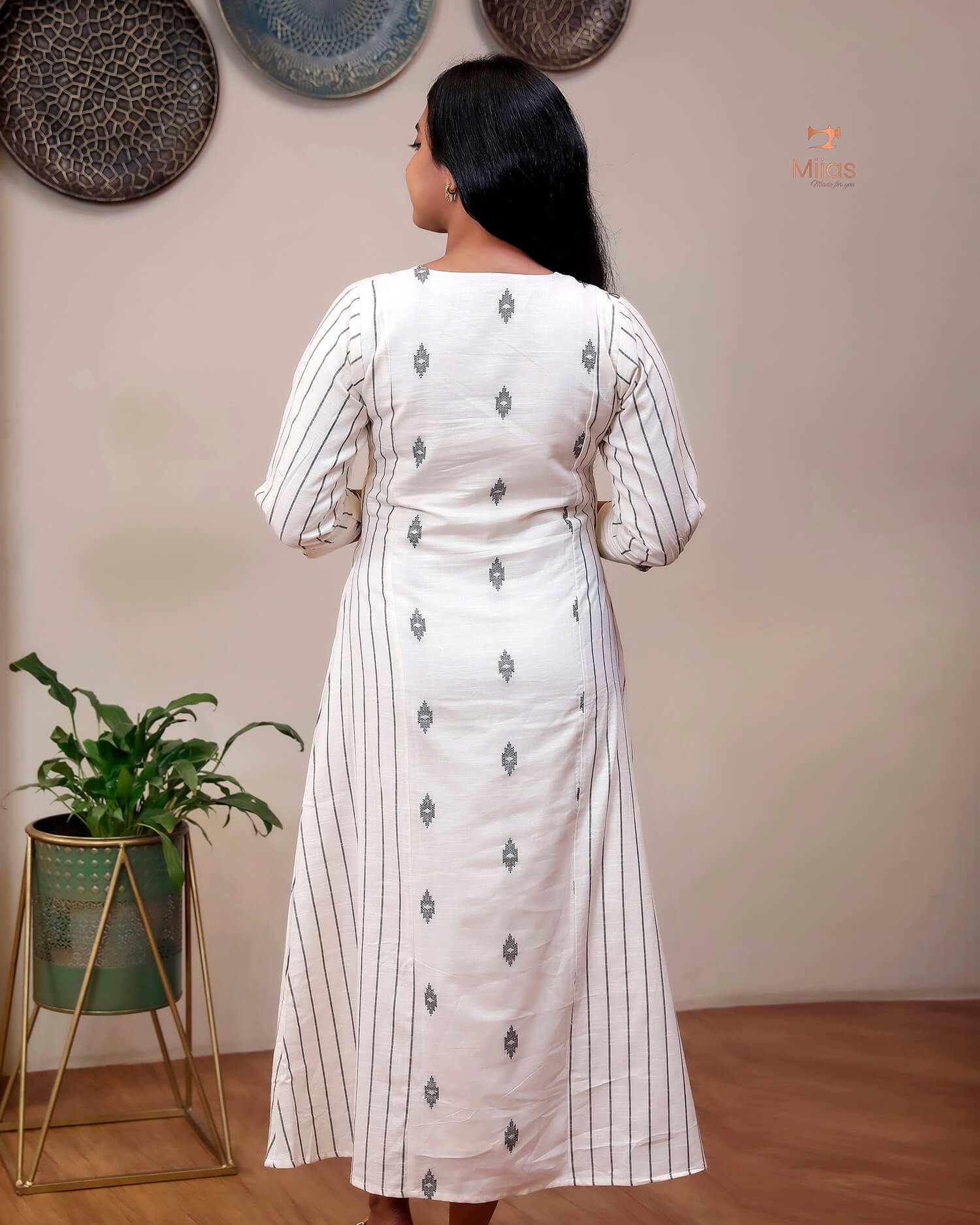 Pure Cotton Three-Panel Kurti | Embroidered & Beaded Neck