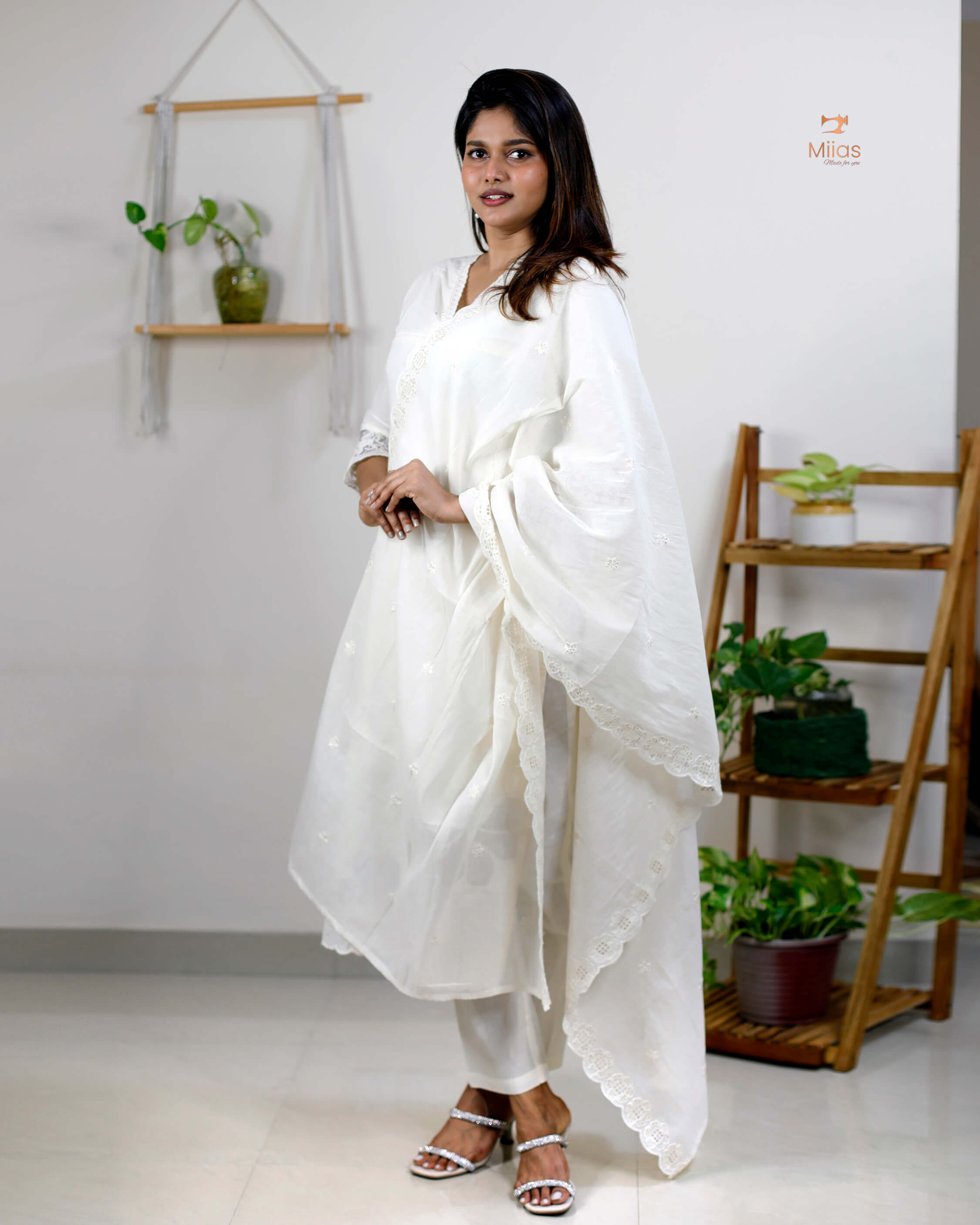 Kora cotton Co-ord set with applique and embroidery work