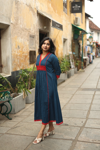 Pure Cotton Three-Panel Kurti w/ Contrast Lace & Pocket-Blue