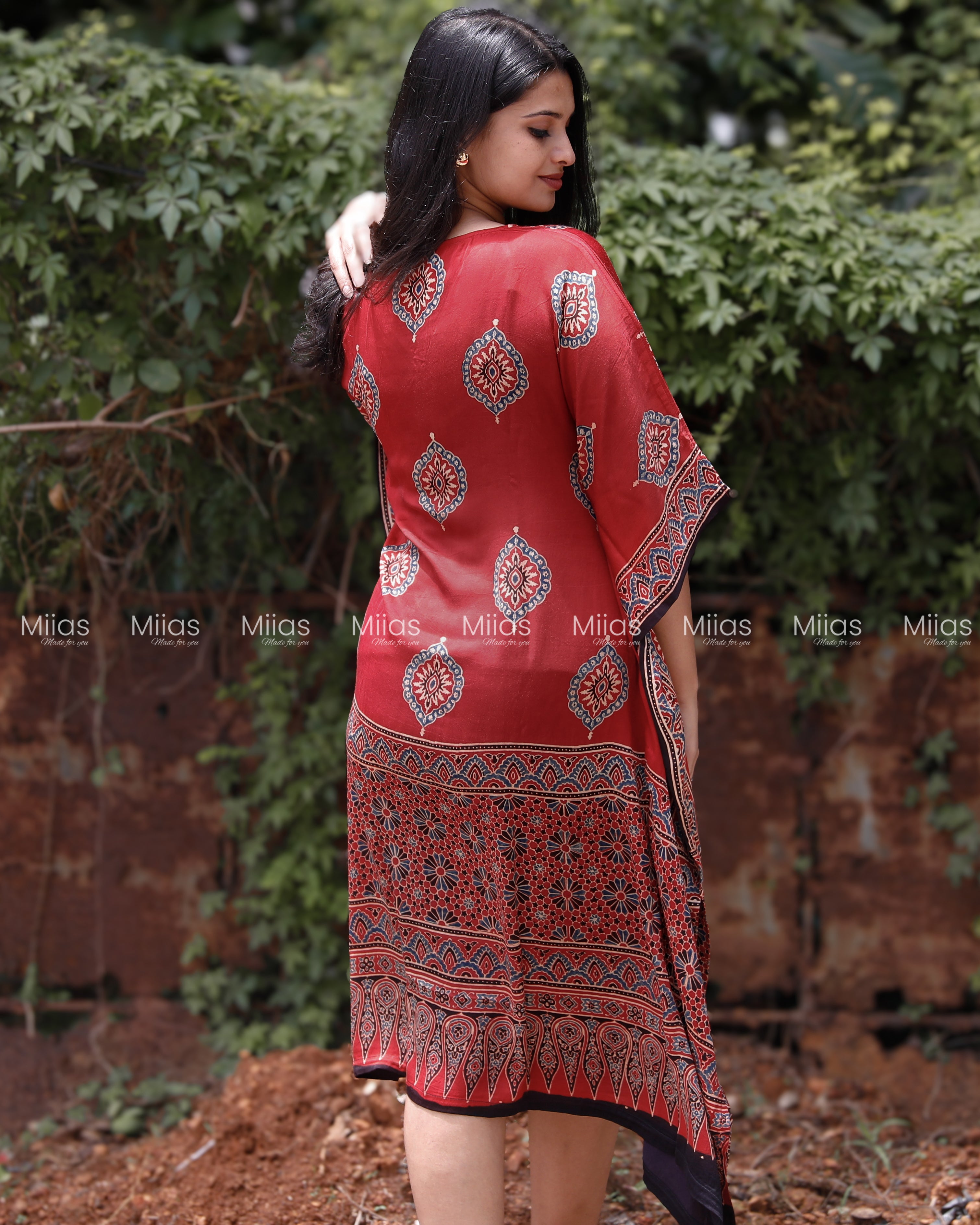 Pure Modal Silk Kaftan | Folding Collar | Red