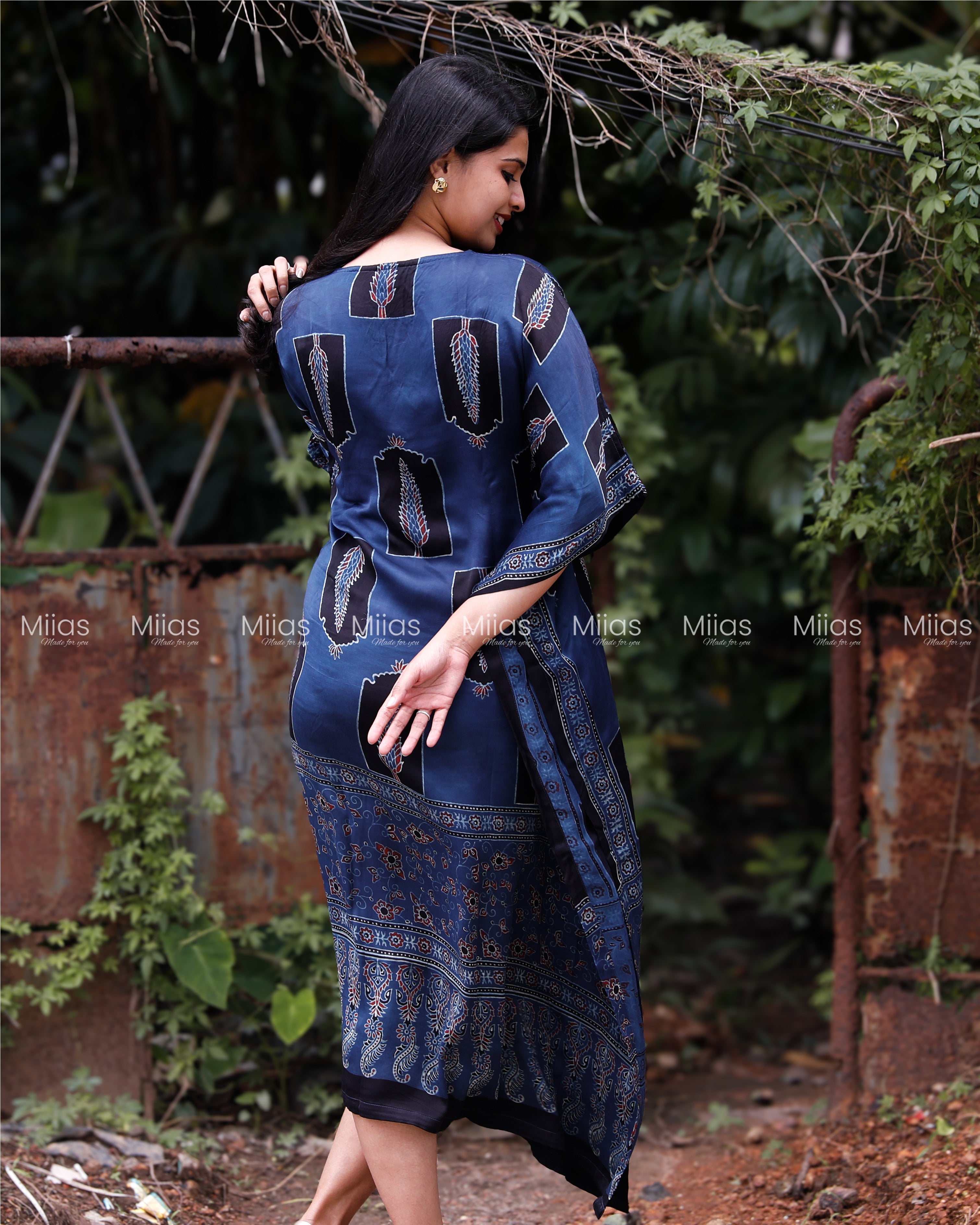 Pure Modal Silk Kaftan | Folding Collar | Blue