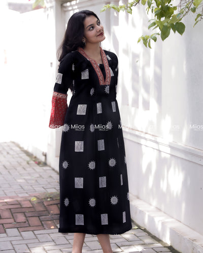 South Cotton Dress Kurti | Pintuck V-Neck + Bell Sleeves | Black