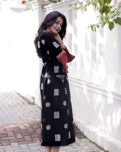 South Cotton Dress Kurti | Pintuck V-Neck + Bell Sleeves | Black