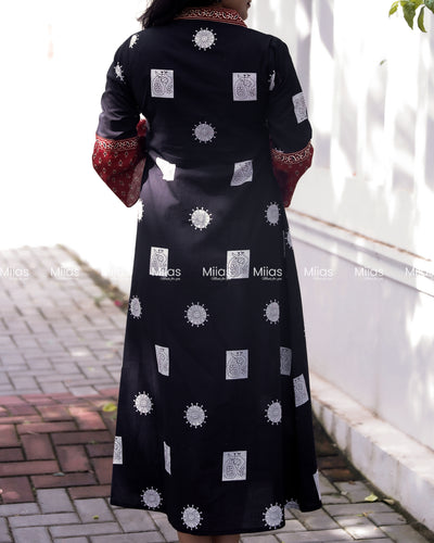 South Cotton Dress Kurti | Pintuck V-Neck + Bell Sleeves | Black