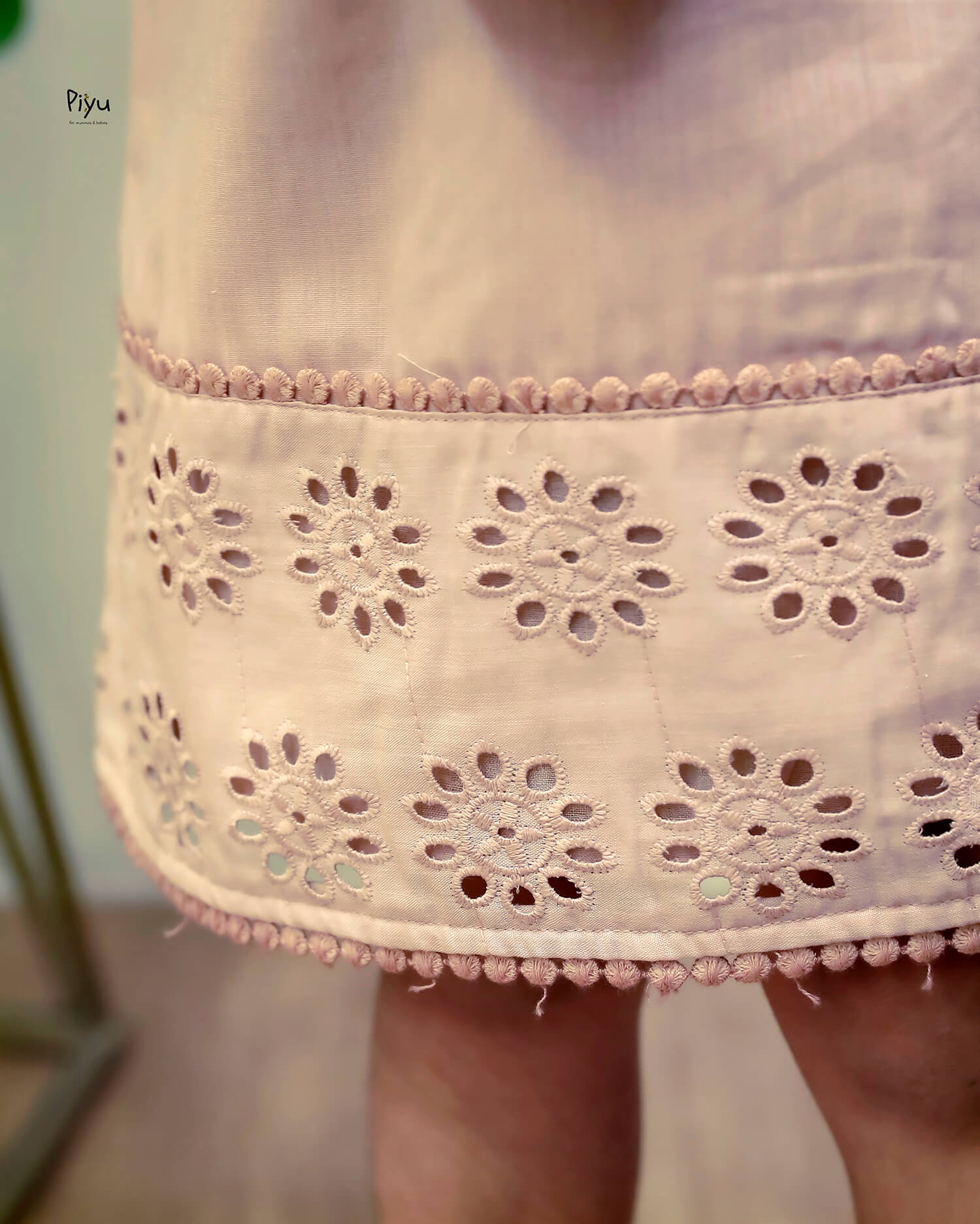 Cotton Frock for Girls: Soft, Breathable and with Lining.