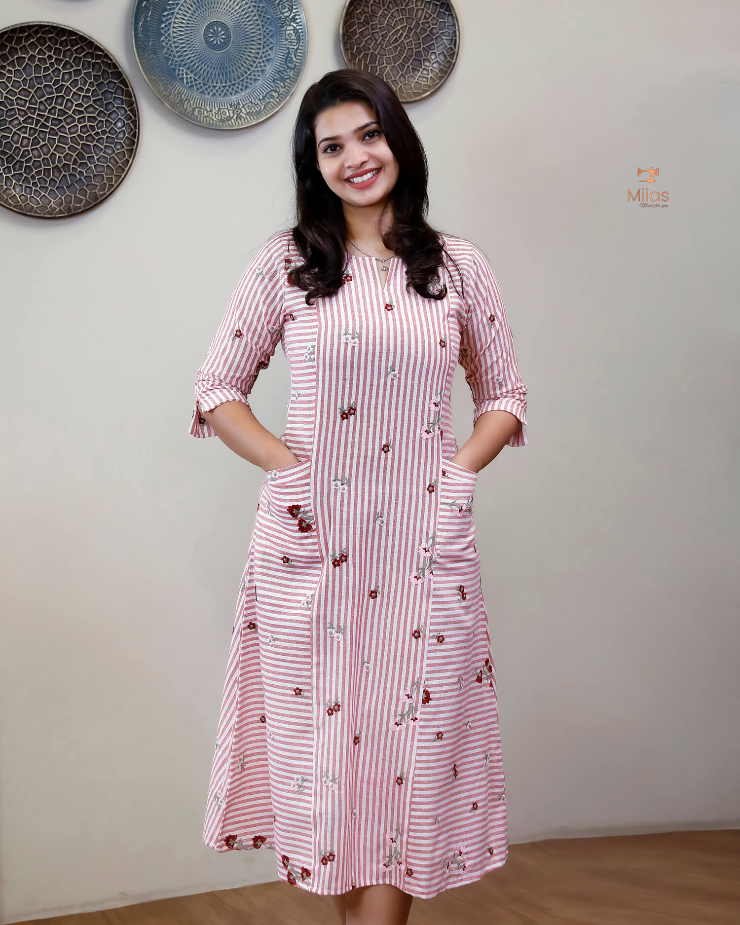 Flex Cotton Kurti: Embroidered 3-Panel Ethnic Wear-Peach.