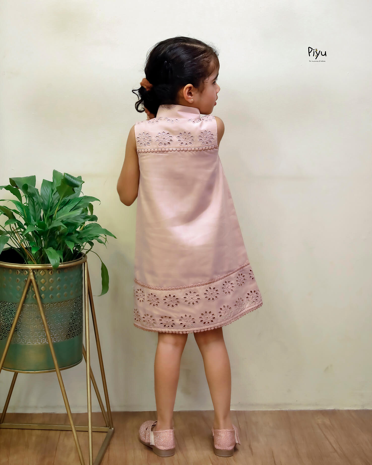 Cotton Frock for Girls: Soft, Breathable and with Lining.