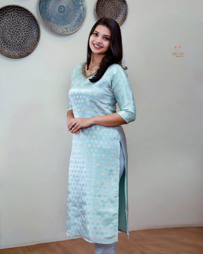 Tissue Jacquard Co-ord Set: Printed Top & Matching Crepe Bottoms-Pastel Green.