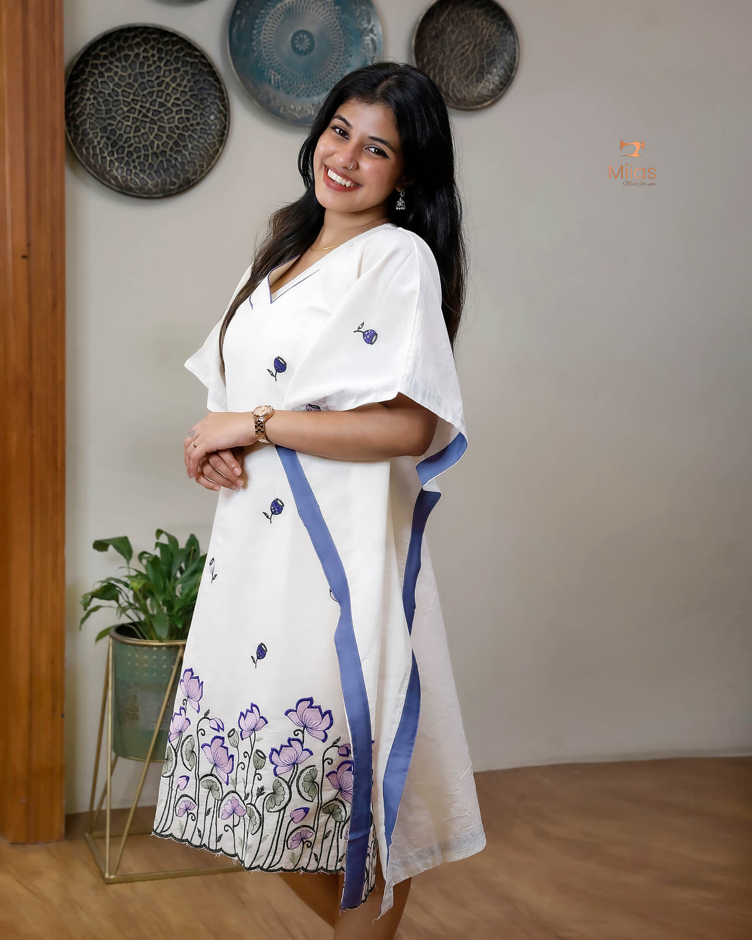 Embroidered Cotton Kaftan Dress – Relaxed V-Neck Resort Wear