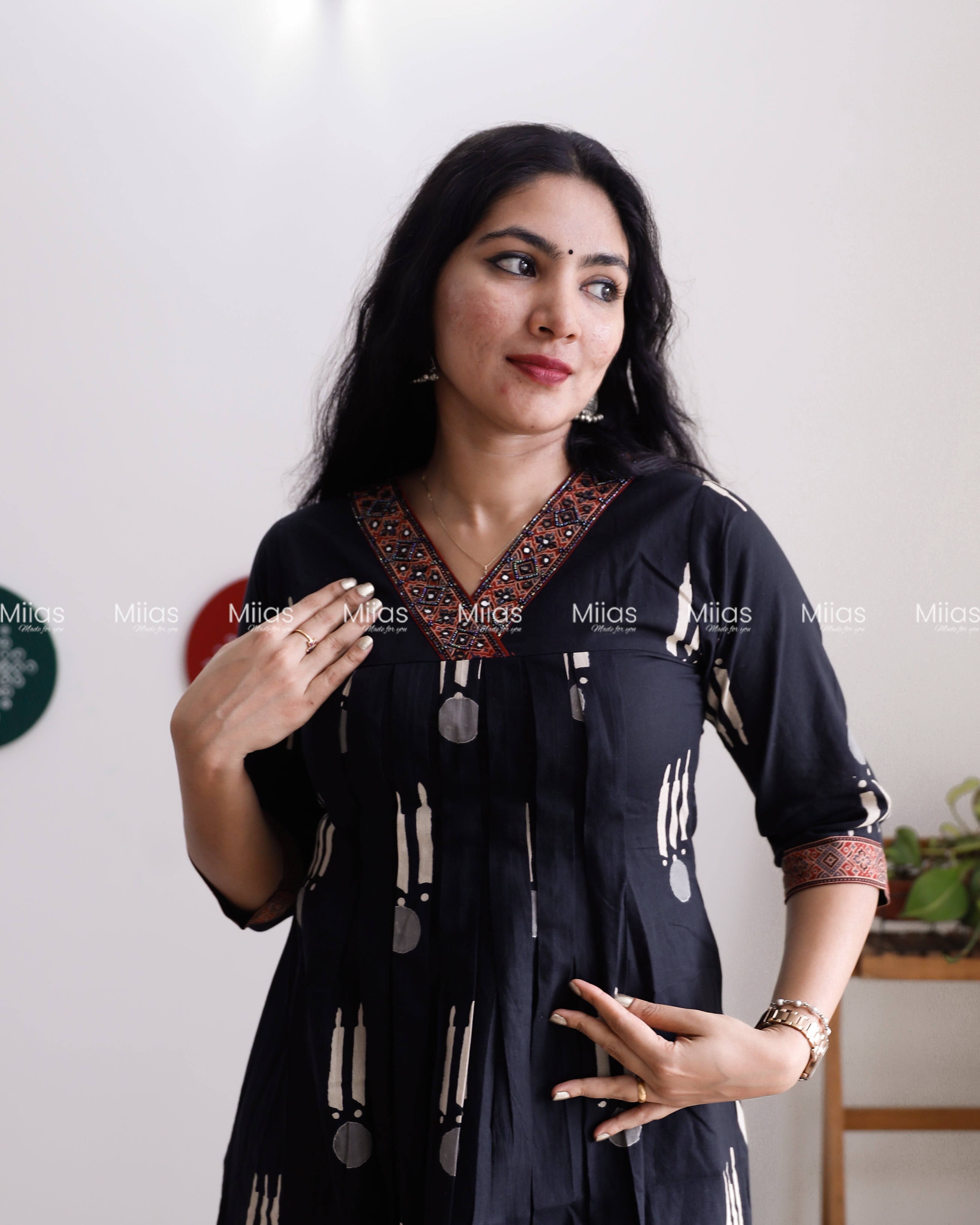 South Cotton Dress Kurti | Pintuck V-Neck + Beaded Trim | Black