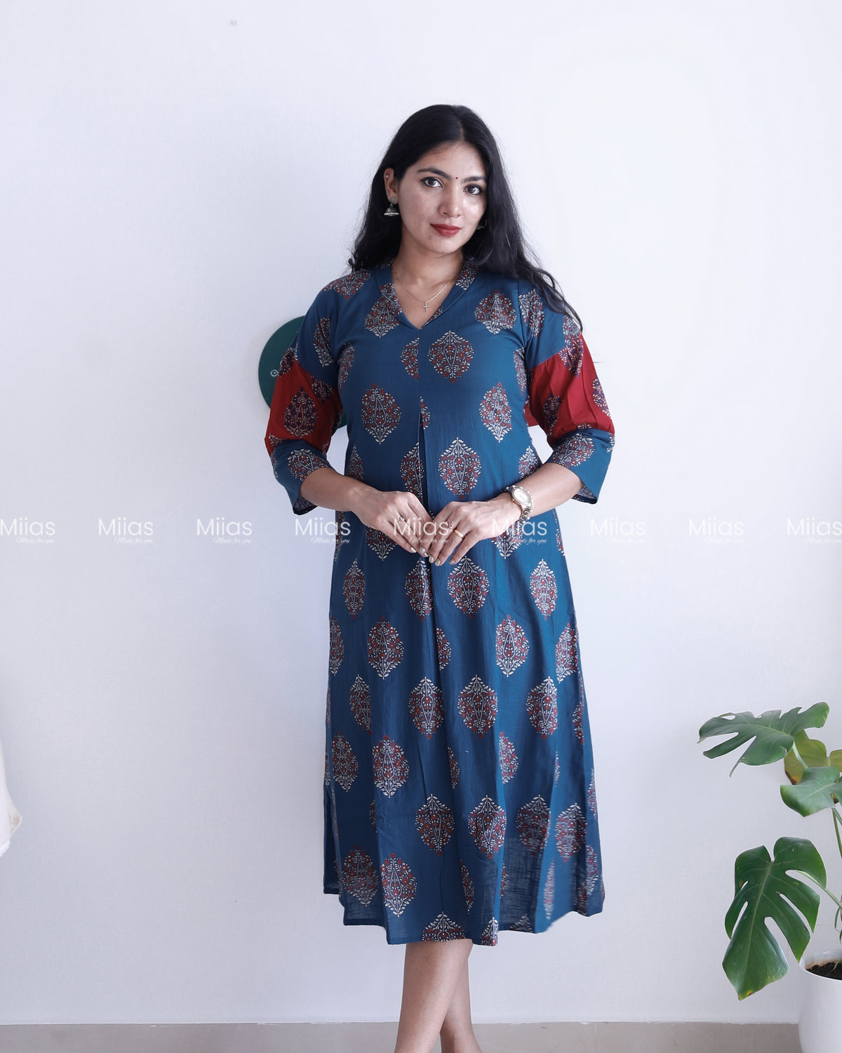 South Cotton Dress Kurti | Folding V-Neck + Red Sleeve Panel | Blue