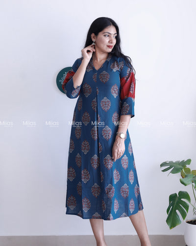 South Cotton Dress Kurti | Folding V-Neck + Red Sleeve Panel | Blue