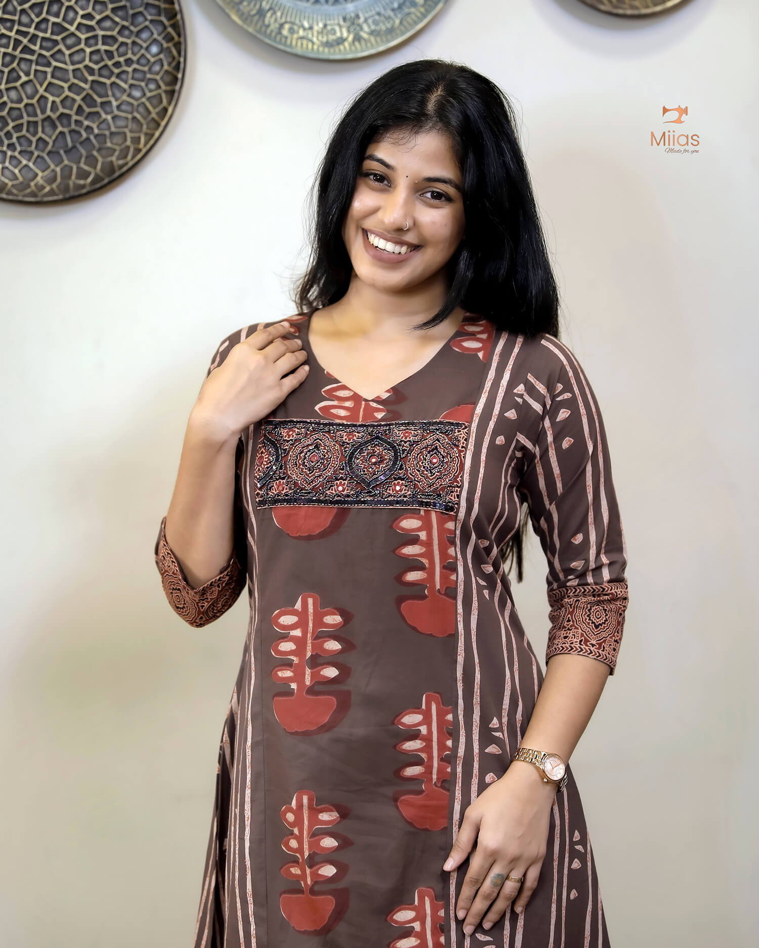 South Cotton Kurti: Beaded, Sequined Yoke & Ajrakh Sleeves-Inverted Print