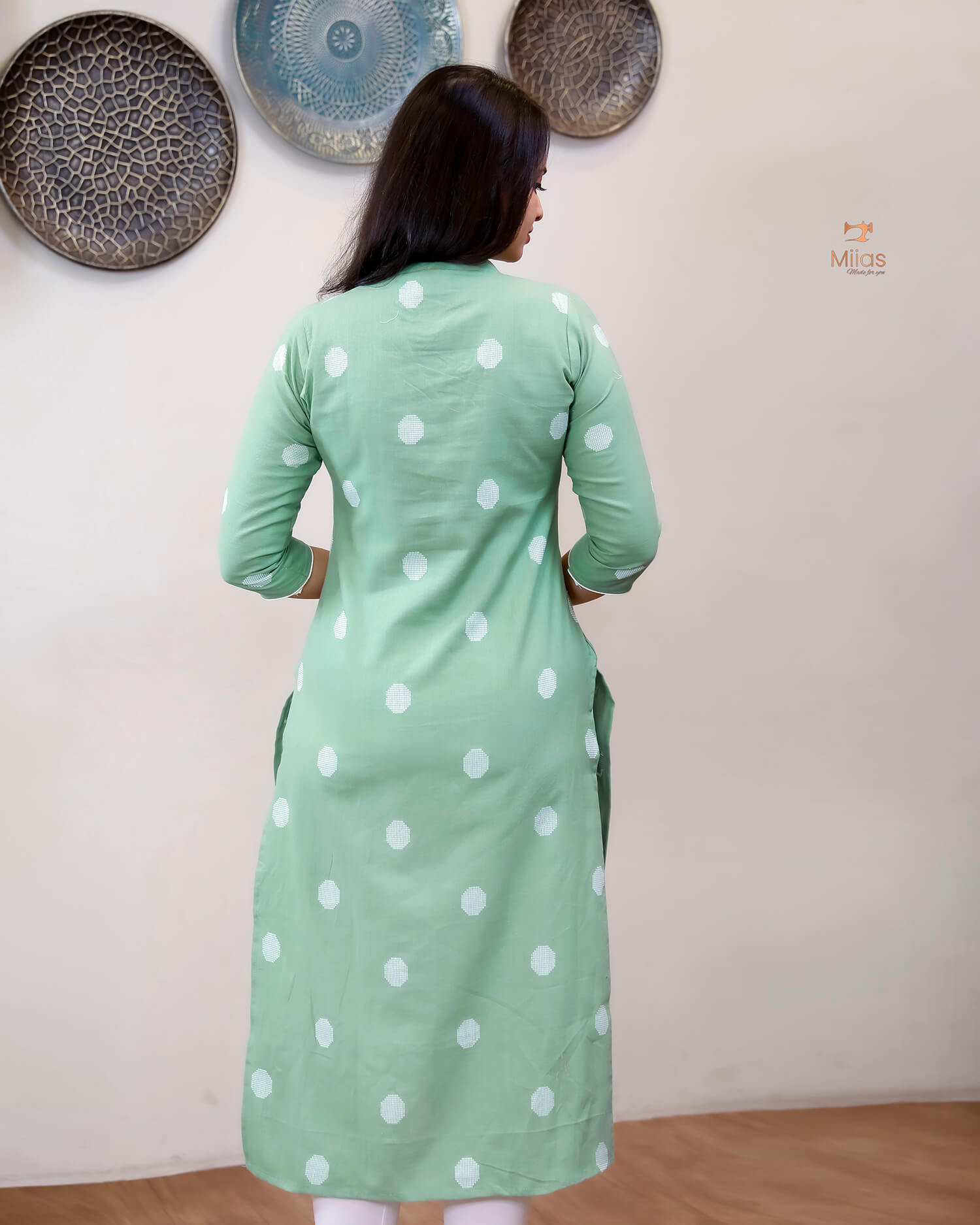 South Flex Cotton | Slitted Kurti | Overlapped Collar | Green