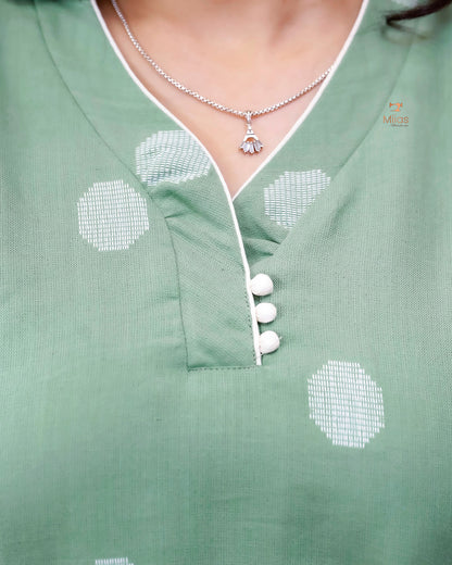 South Flex Cotton | Slitted Kurti | Overlapped Collar | Green