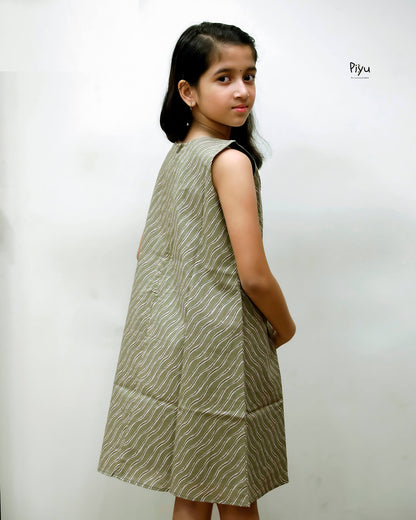 South Cotton Kids Frock, Lace Butterfly Collar