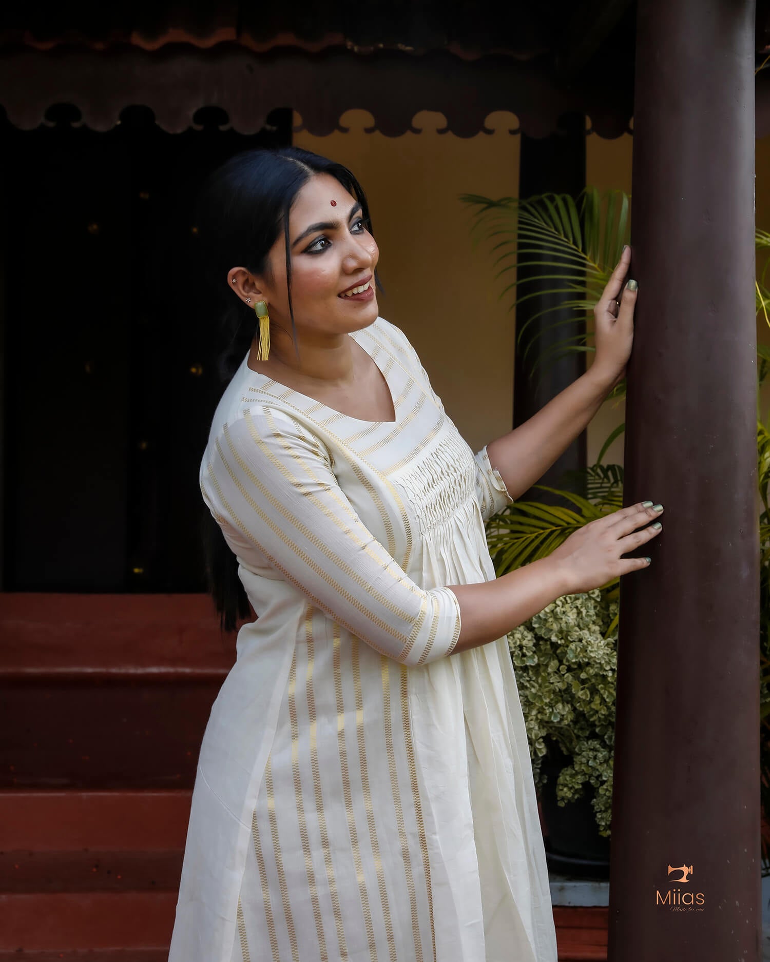 Lurex Kora Cotton Kurthi with Smocking & Pleats