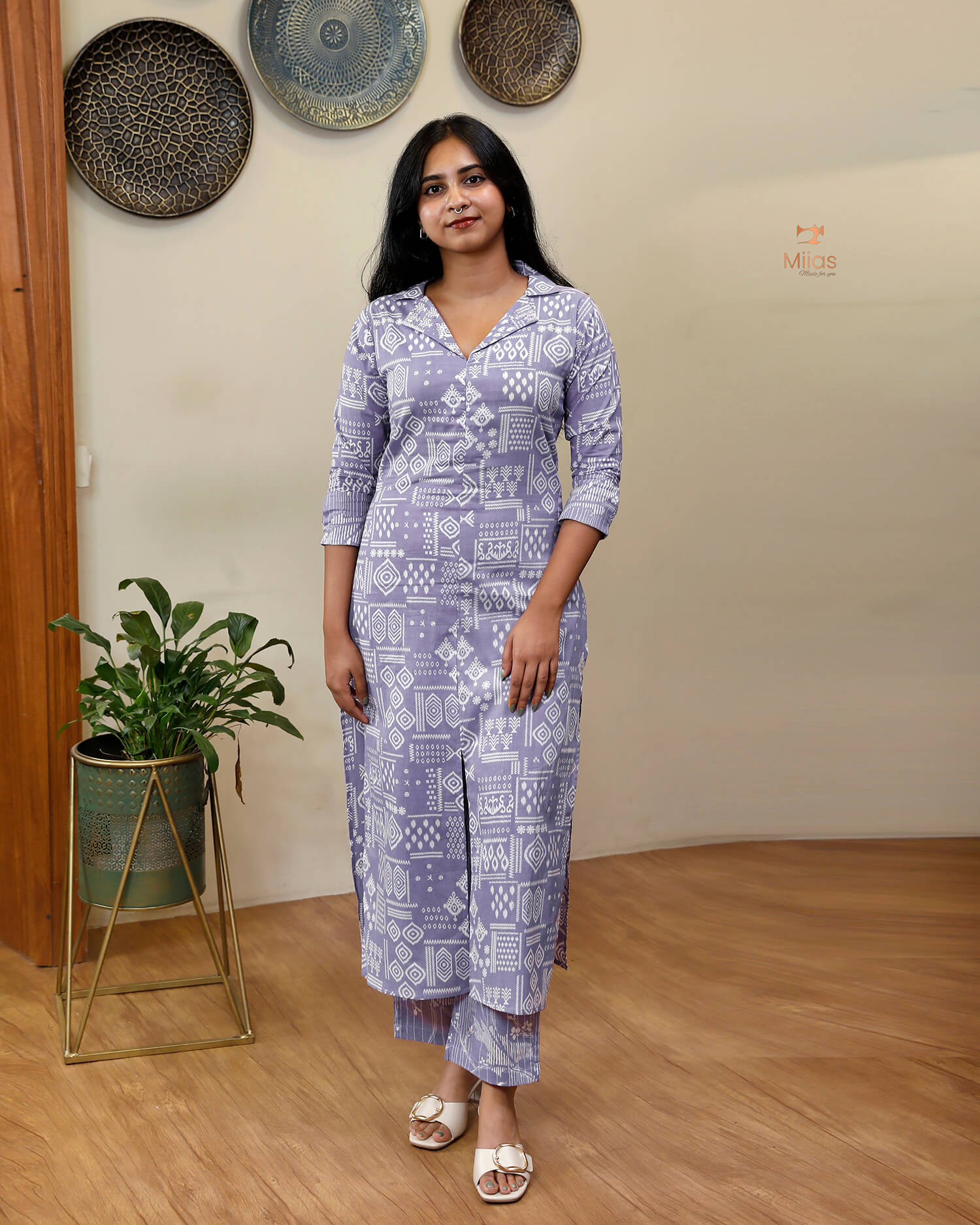 Printed South Cotton Co-ord Set – Stylish Two-Piece with Sequin Detail & Slit Design